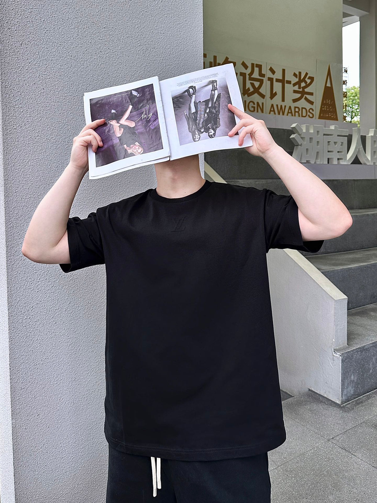 2026 New LY Logo Embossed Short-Sleeved T-Shirt (24019-A10)