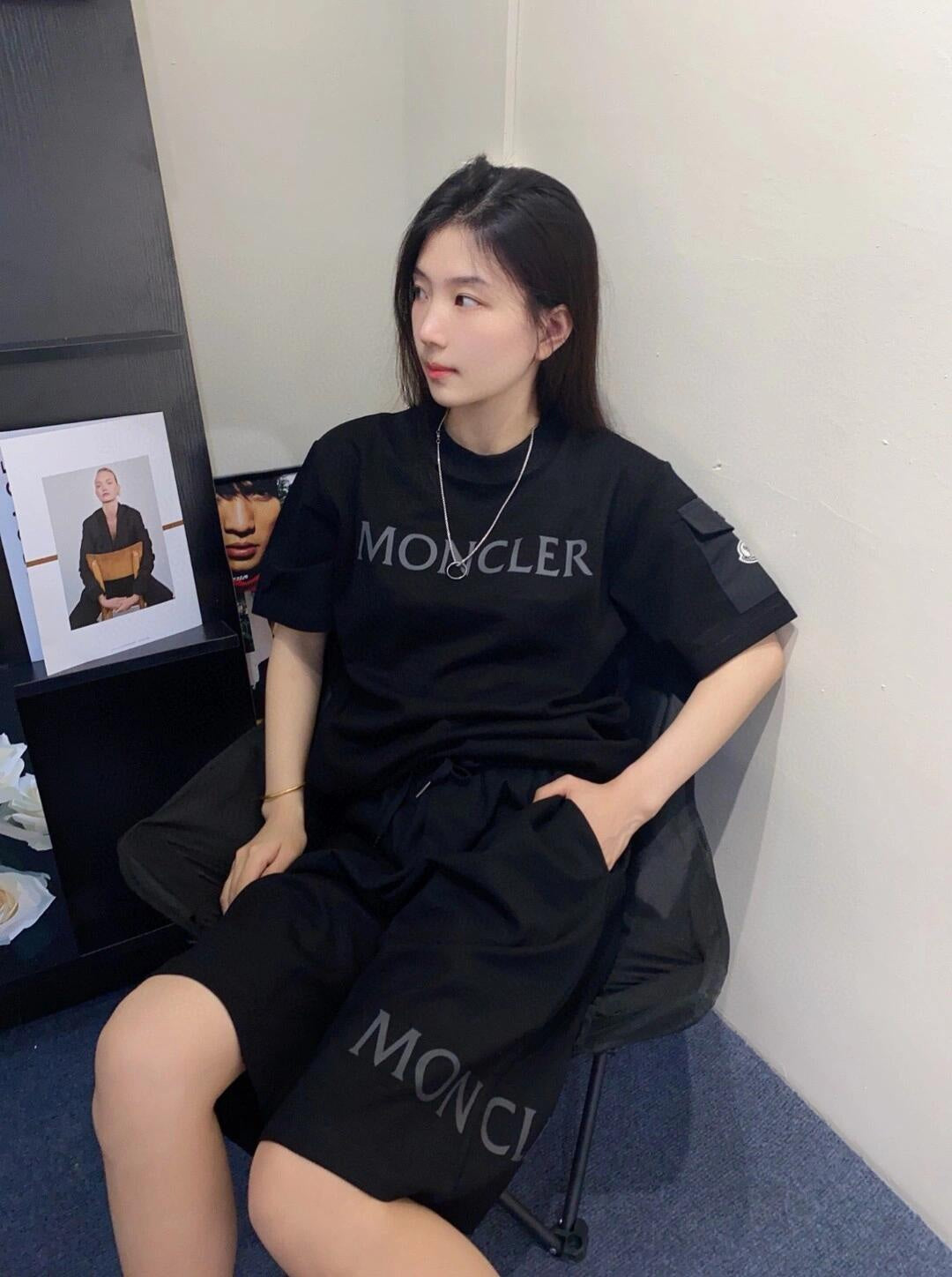2026 New Mon Logo Patch Pocket Short-Sleeved Shirt (25134-A20)