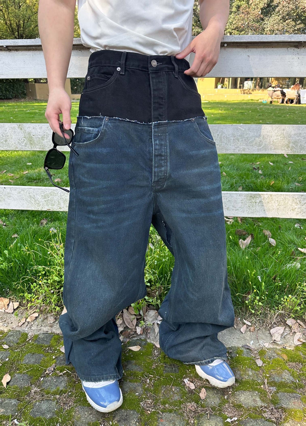 2026 New Balen Patch-Pocket Jeans (MM027-C30)