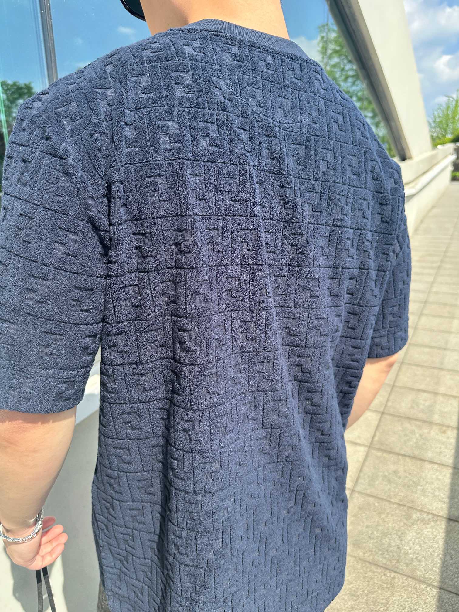 2026 New FF Logo Embossed Short-Sleeve Shirt (25161-A20)