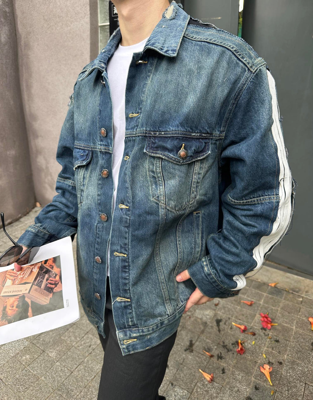 2026 New Balen CUT-UP Denim Jacket (MM078-C40)