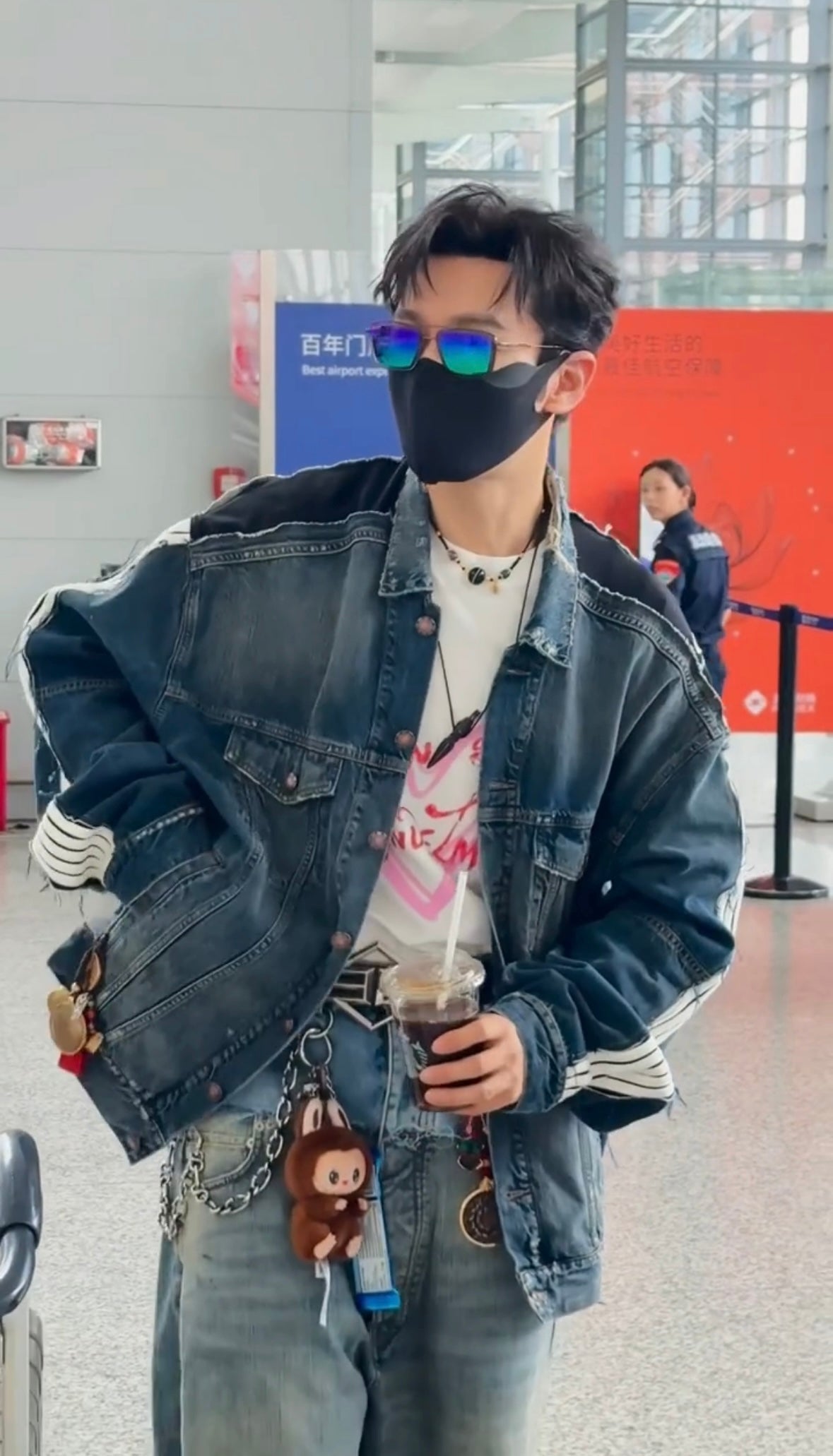 2026 New Balen CUT-UP Denim Jacket (MM078-C40)
