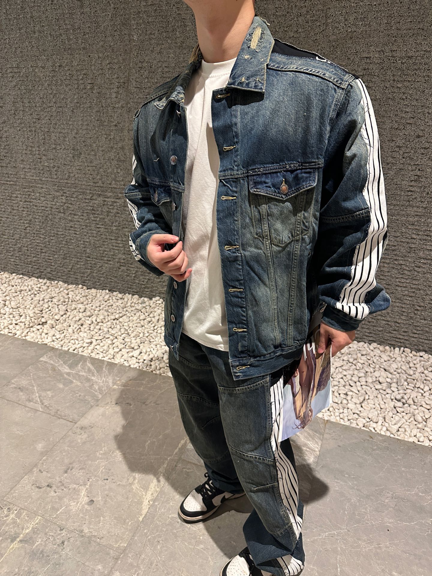 2026 New Balen CUT-UP Denim Jacket (MM078-C40)