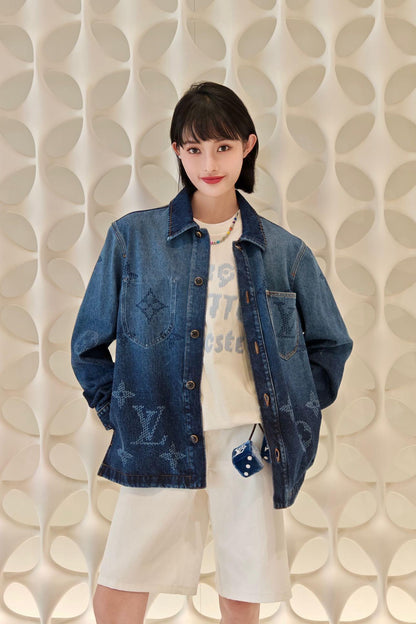 2026 New LY Gradient Logo Jacket (BB725-C40)