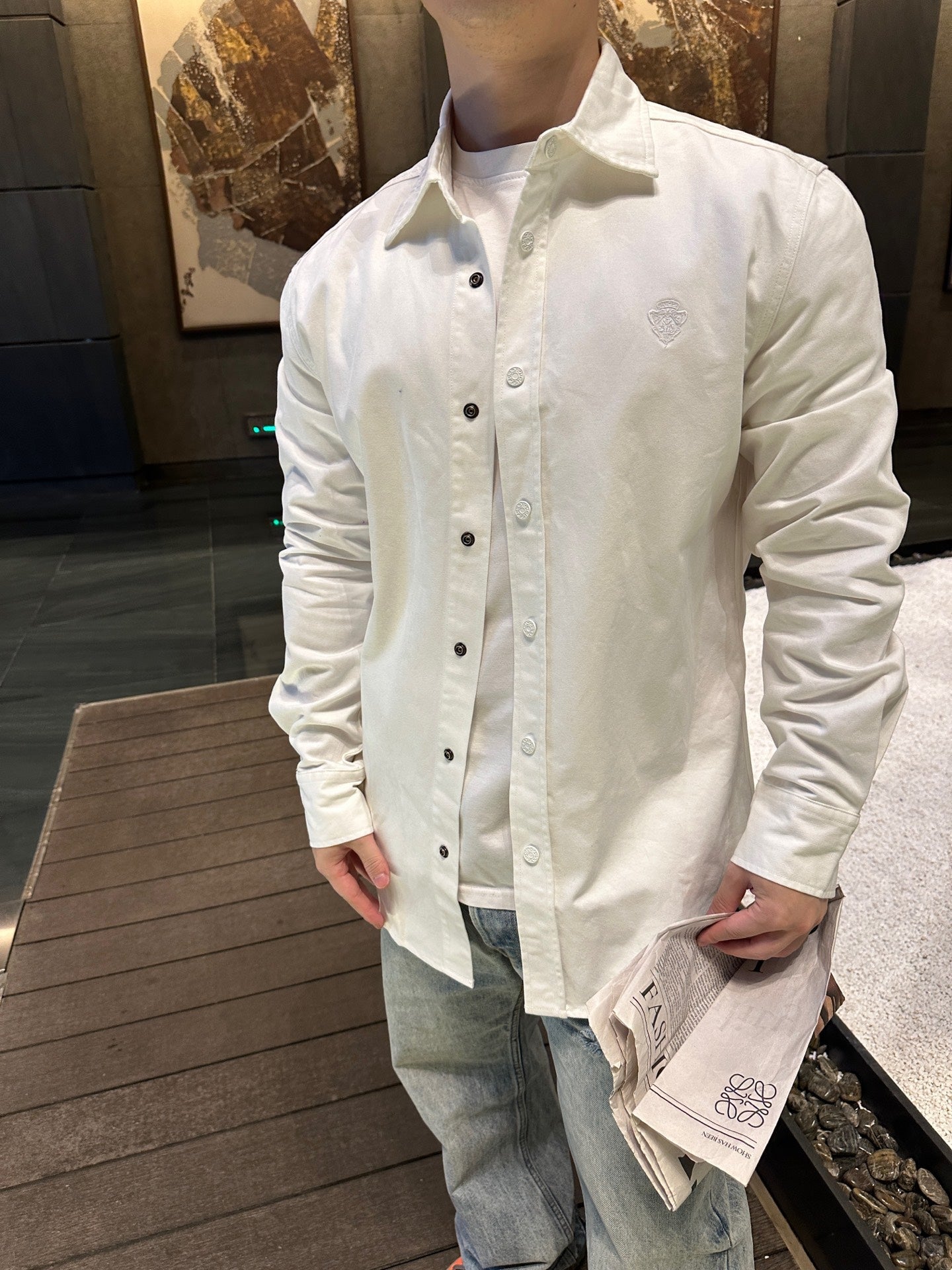 2026 New GU Crest Embroidered Shirt (BB714-B20)