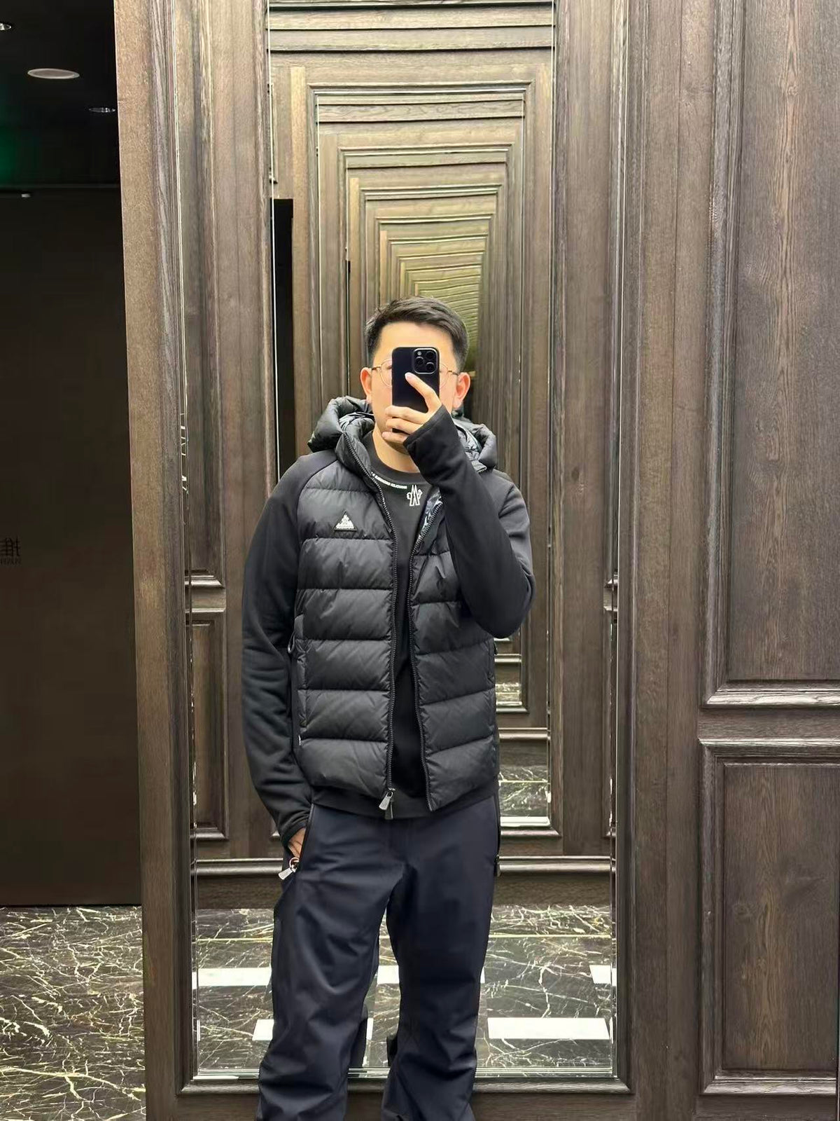 2026 New Mon Logo Woven Patchwork Down Jacket (25378-D10)