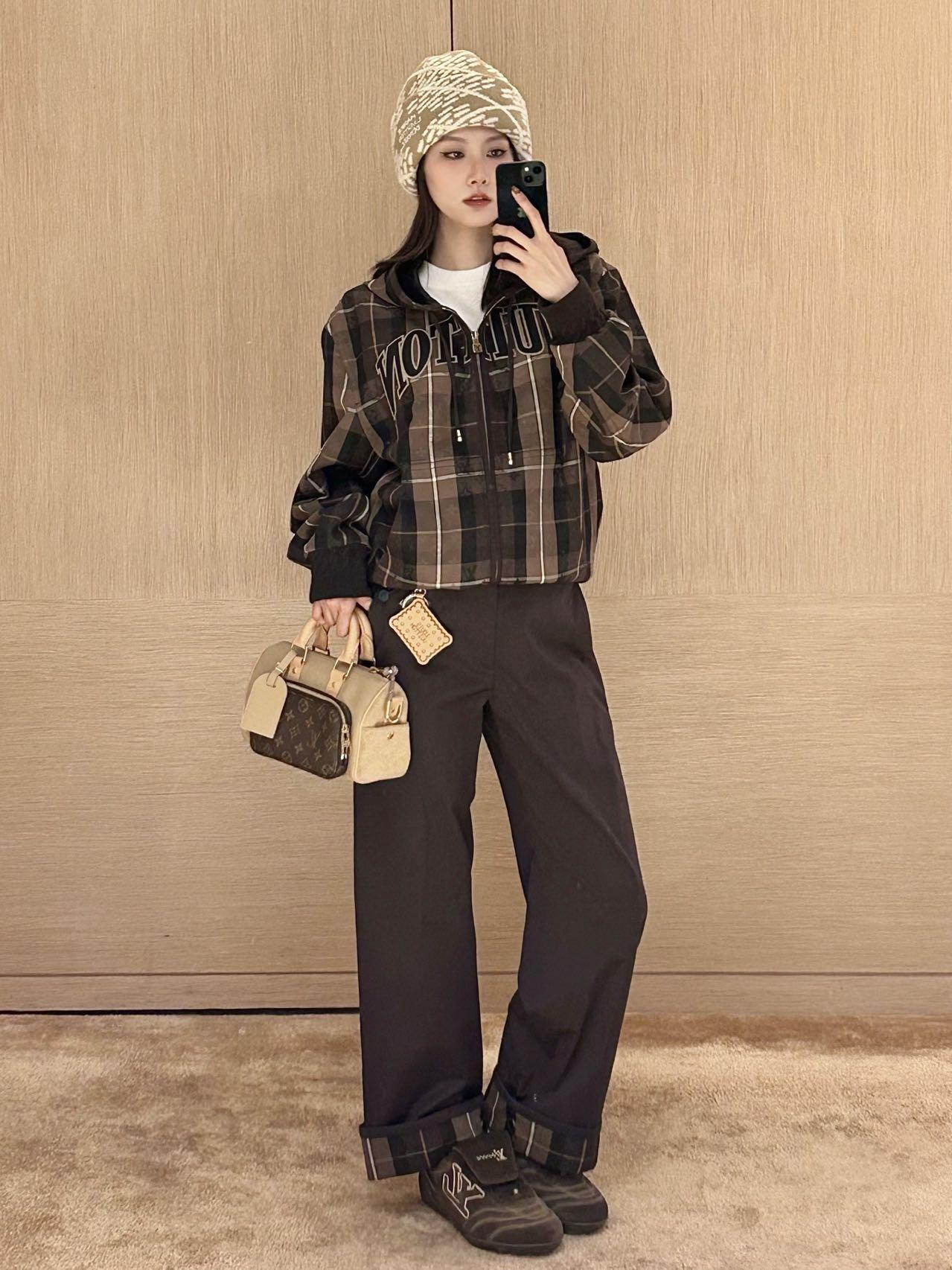 2026 New LY Logo Checked Casual Trousers (BB745-B50)