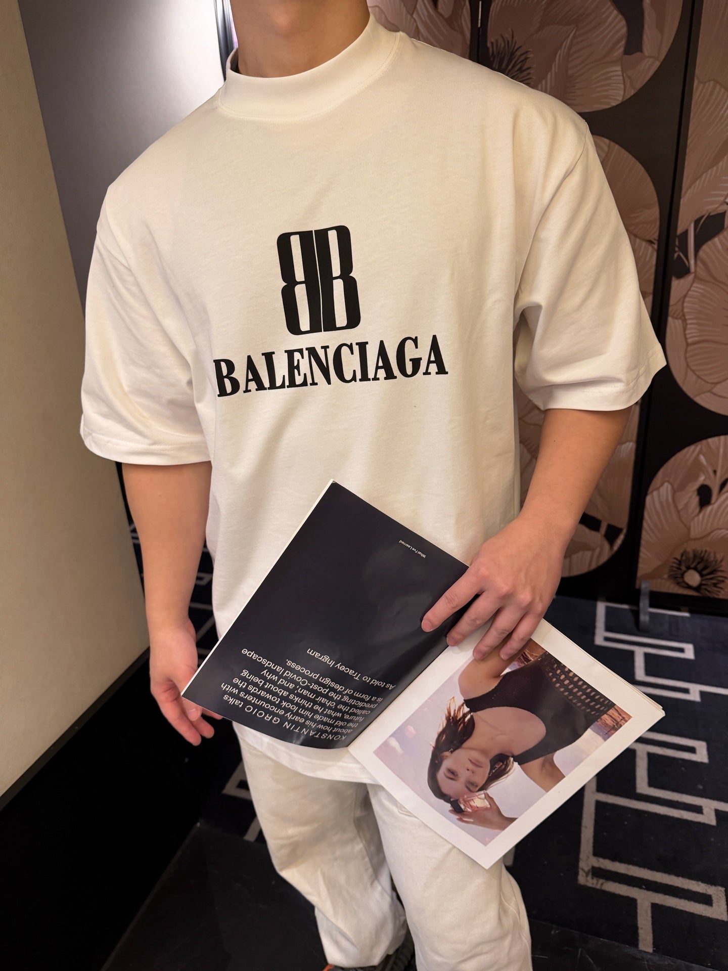 2026 New Balen BB Printed Short-Sleeved Shirt (AA525-A10)