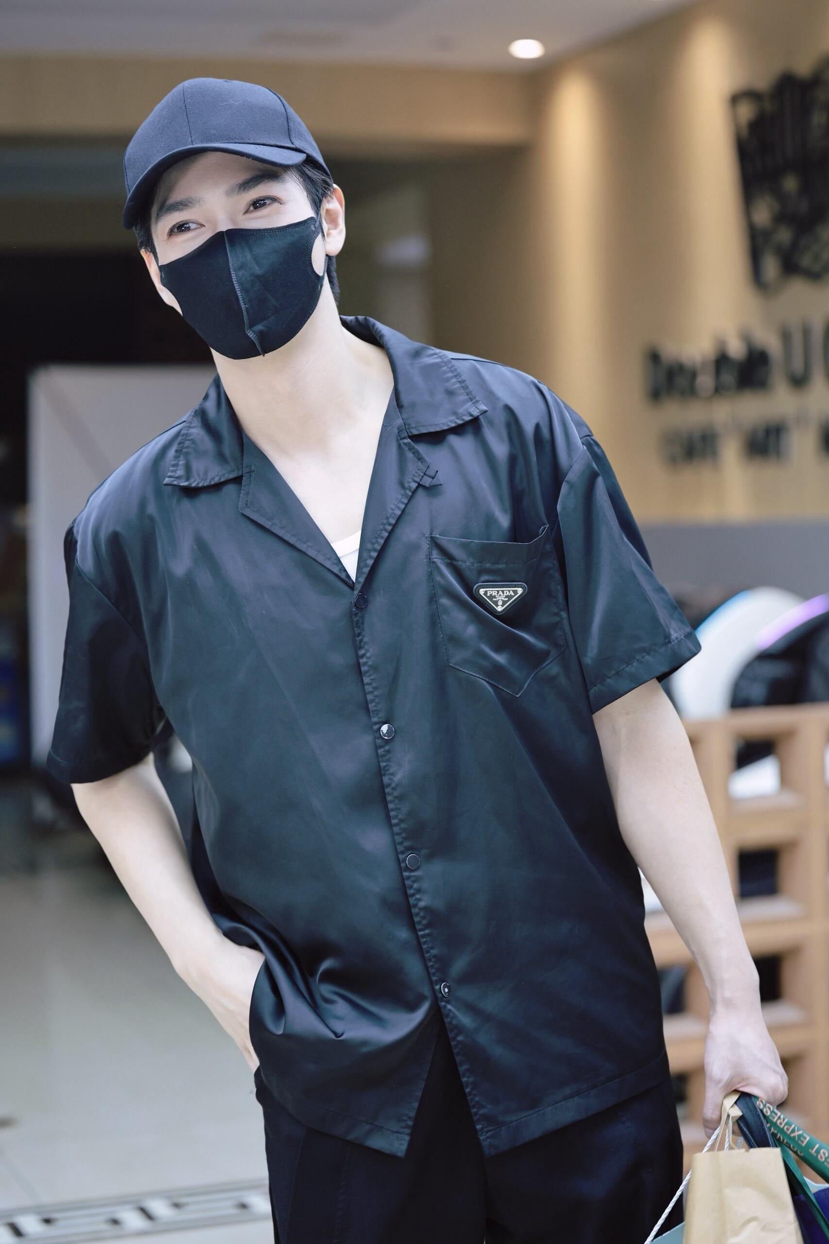2026 New Triangle Brand Short-Sleeved Shirt (BB780-A70)