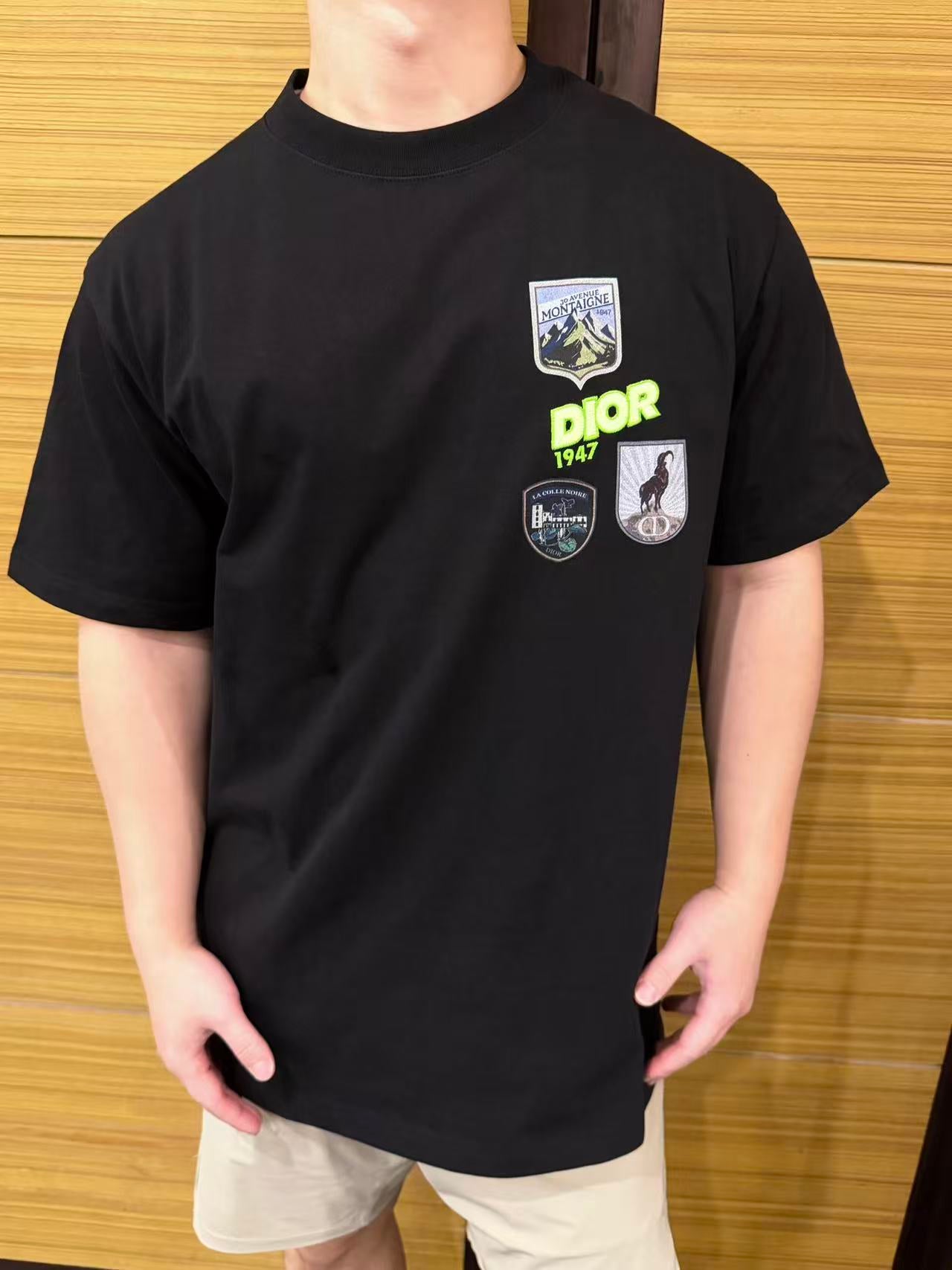 2026 New CD Multi-Color Patch Short-Sleeve Shirt (AA512-A15)