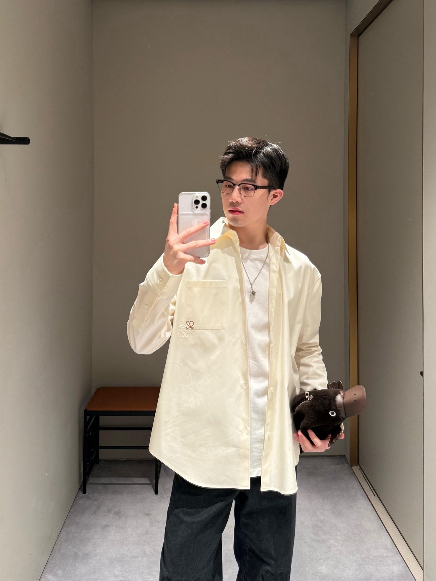 2026 New Way Two-Tone Embroidered Patch Pocket Shirt (CC944-B30)