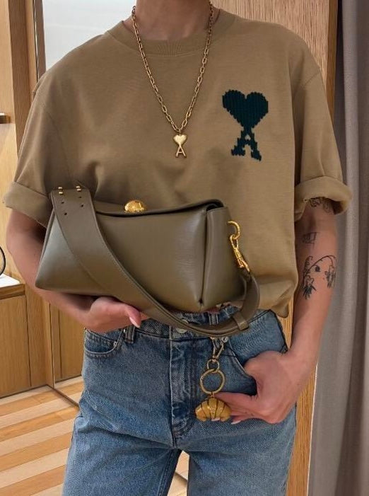 2026 New Heart A Embroidered Short-Sleeve Shirt (AA556-A15)
