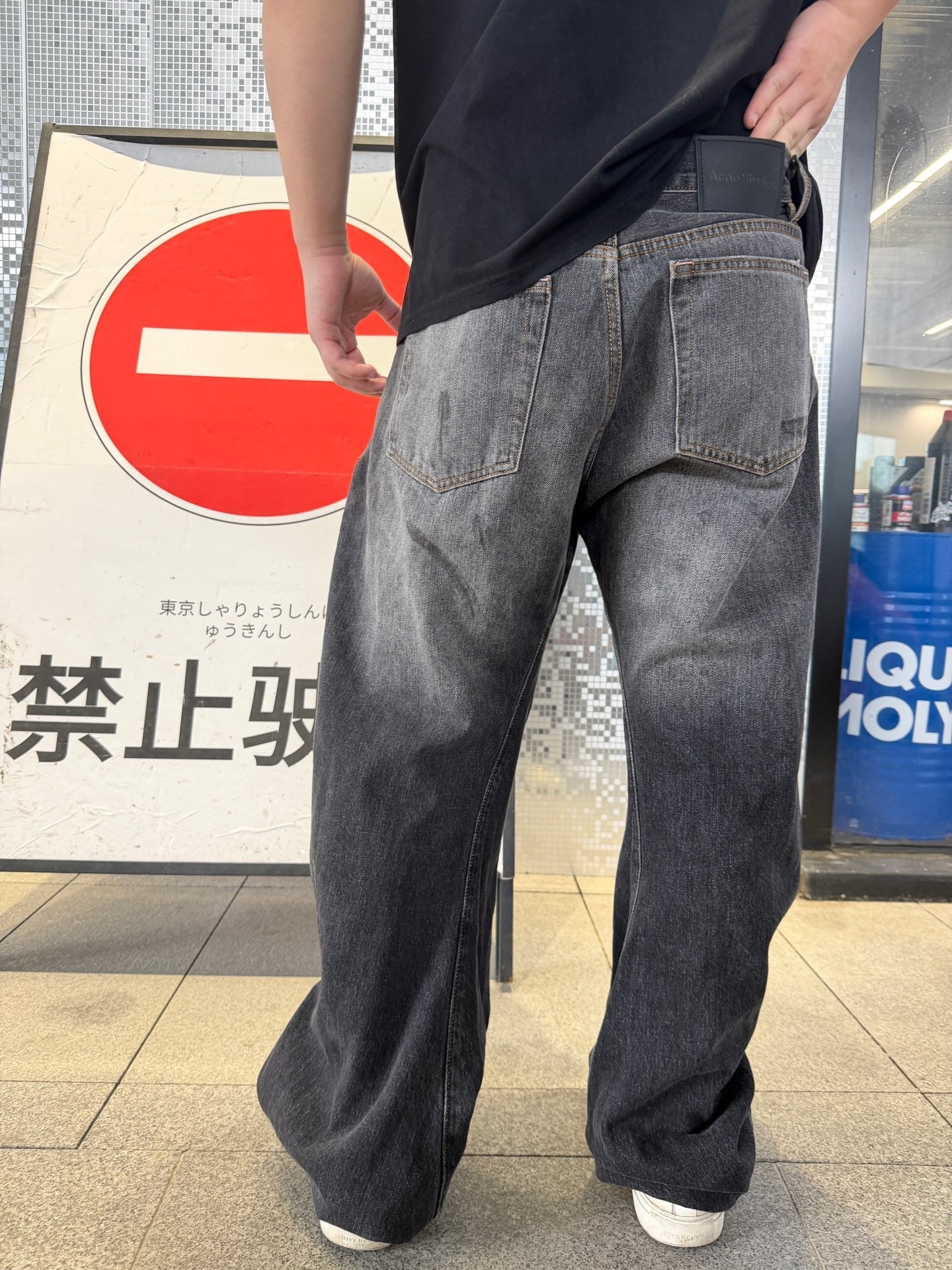 2026 New Acn Splatter-Washed Distressed Jeans (BB802-B65)