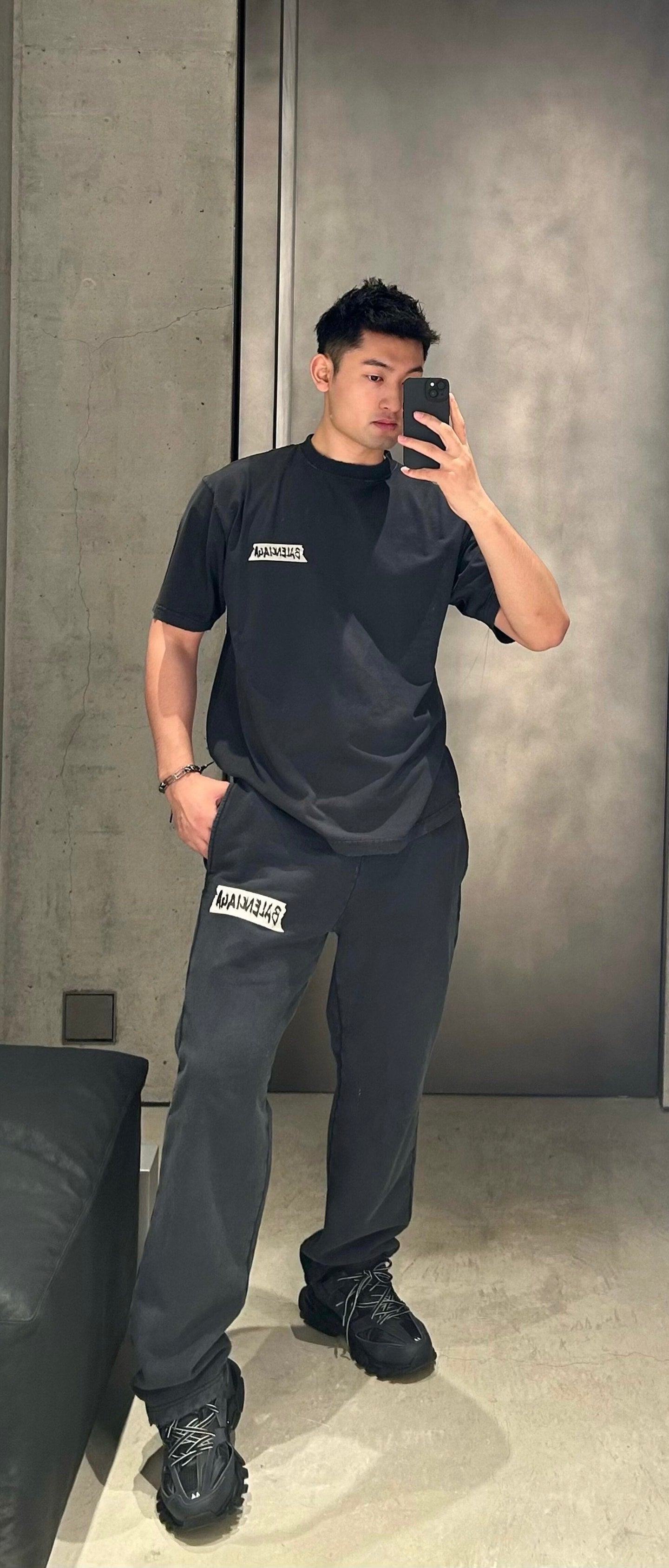 2026 New Model Balen Distressed Printed Letter Pants (BB748-B25)