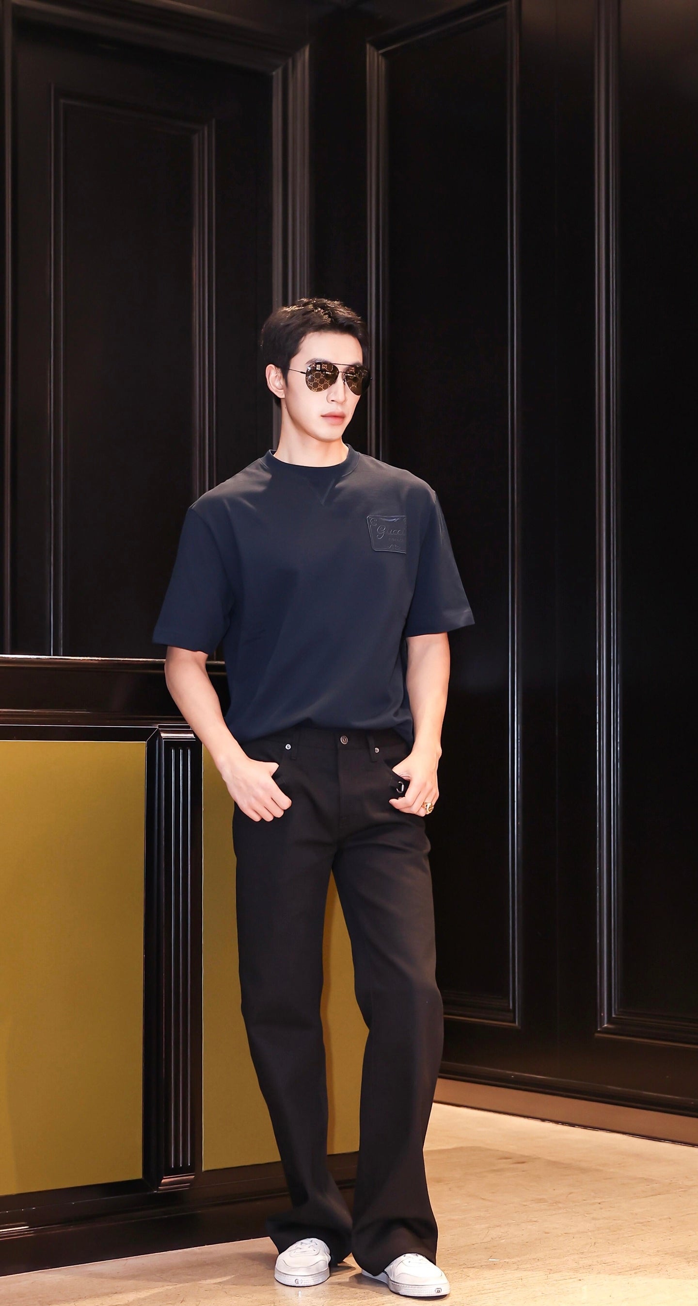2026 New GU Embroidered Short-Sleeved T-Shirt (AA565-A15)