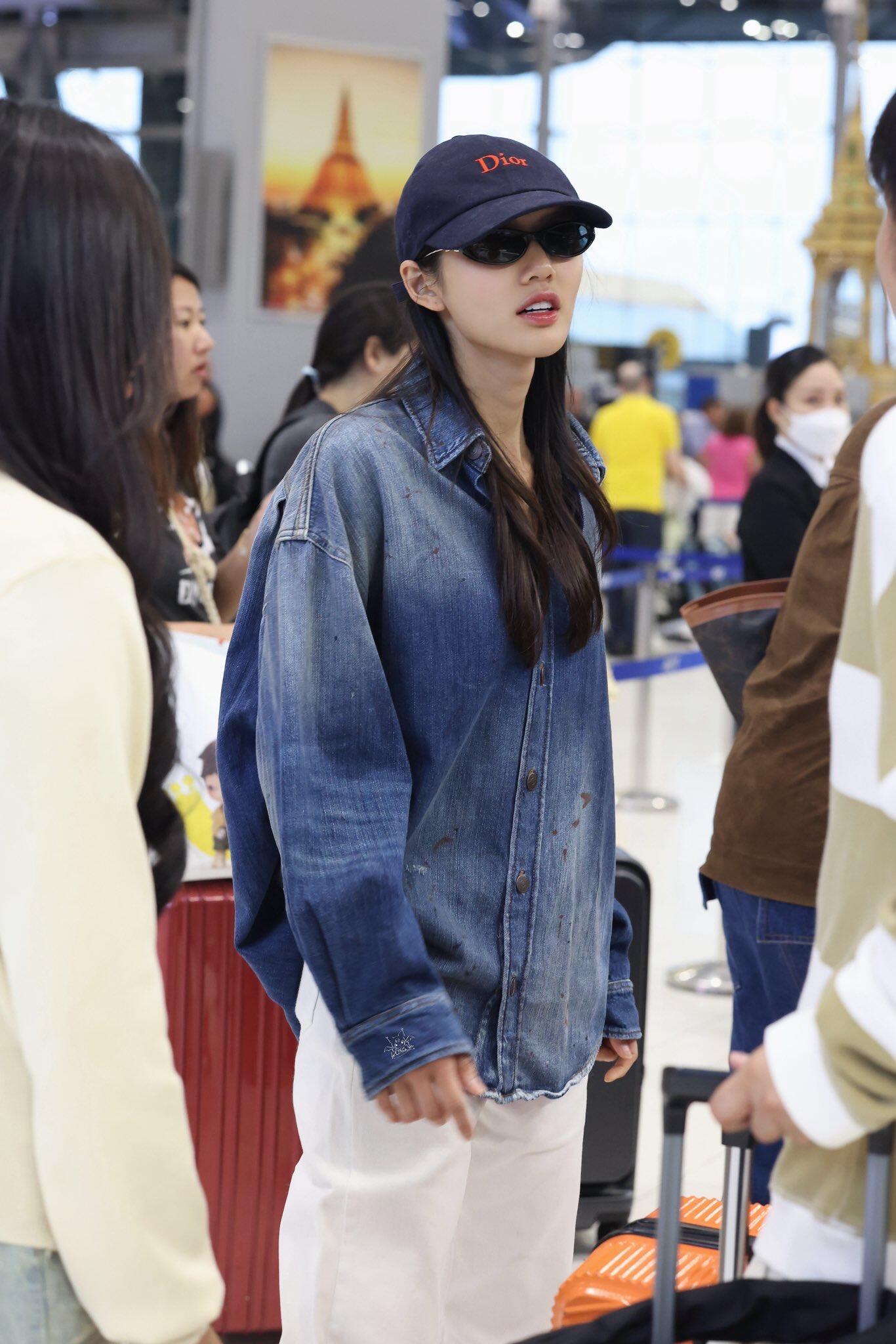 2026 New Acn Splash-Painted Distressed Denim Shirt (BB801-B55)