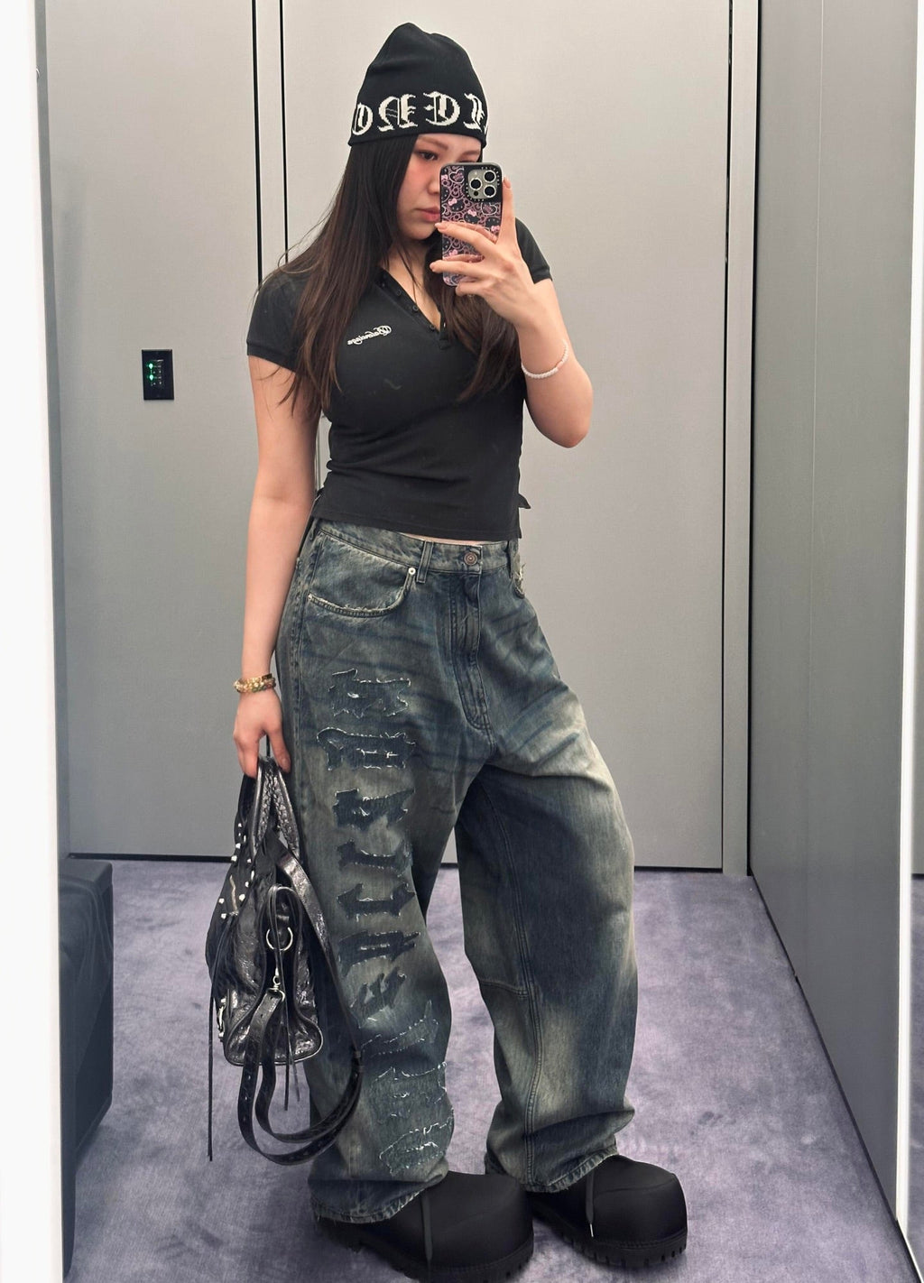 2026 New Balen Logo Distressed Long Pants (BB769-C05)
