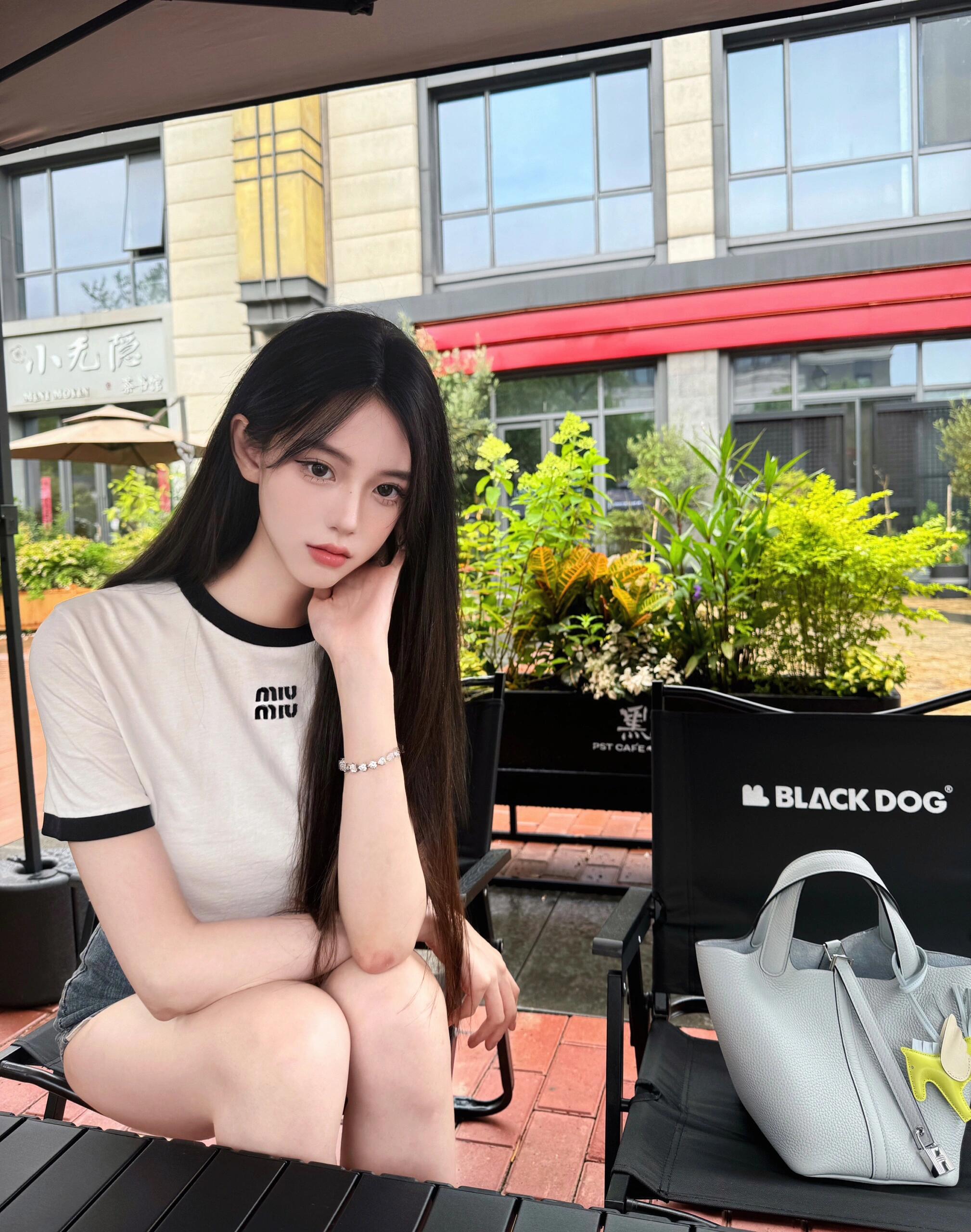 2026 Women's Patchwork Embroidered Short-Sleeved T-Shirt (FF704)