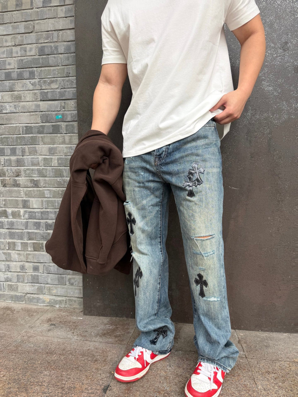 2026 New CH Cross Logo Distressed Jeans (CC963-C60)