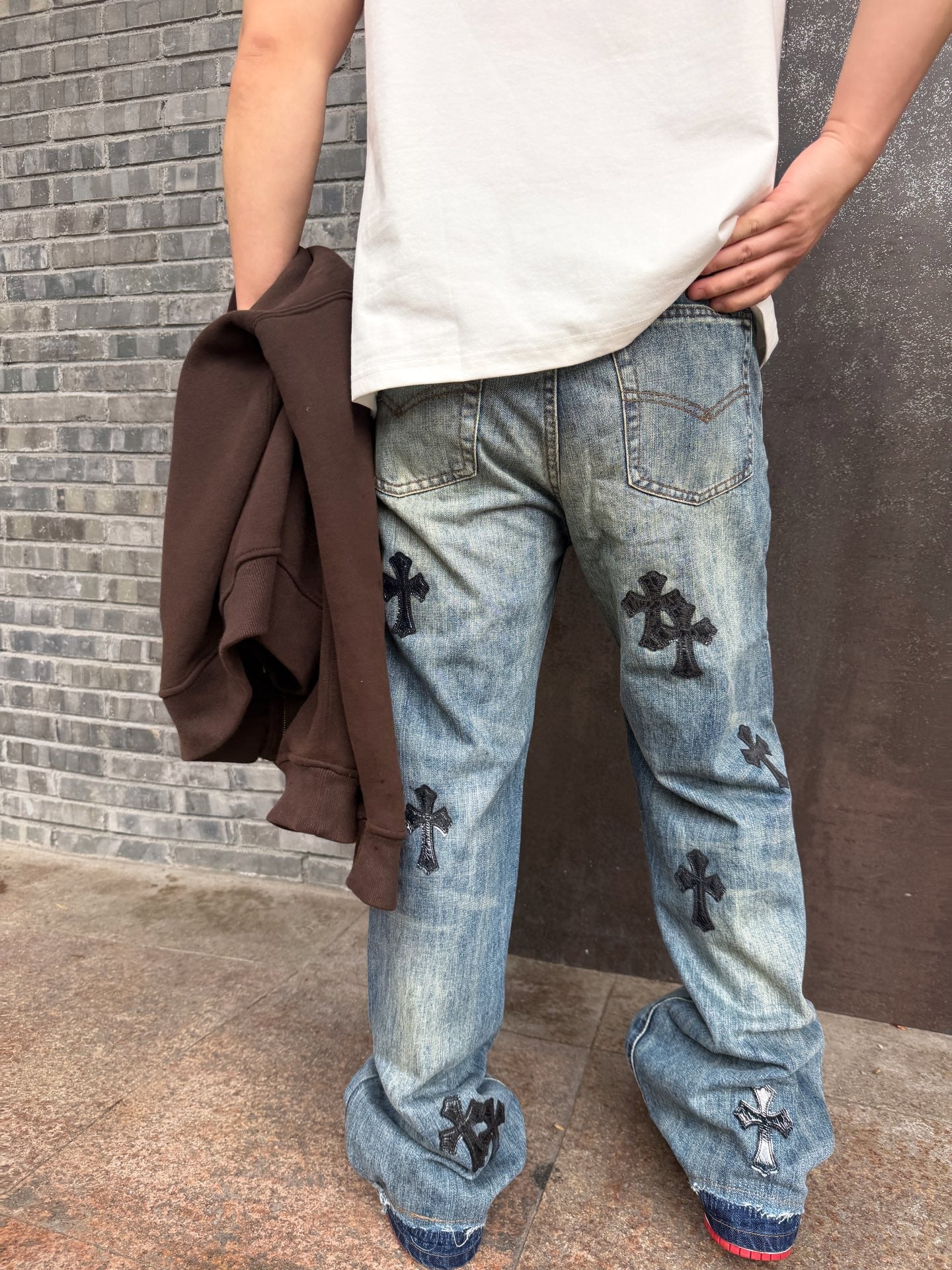 2026 New CH Cross Logo Distressed Jeans (CC963-C60)