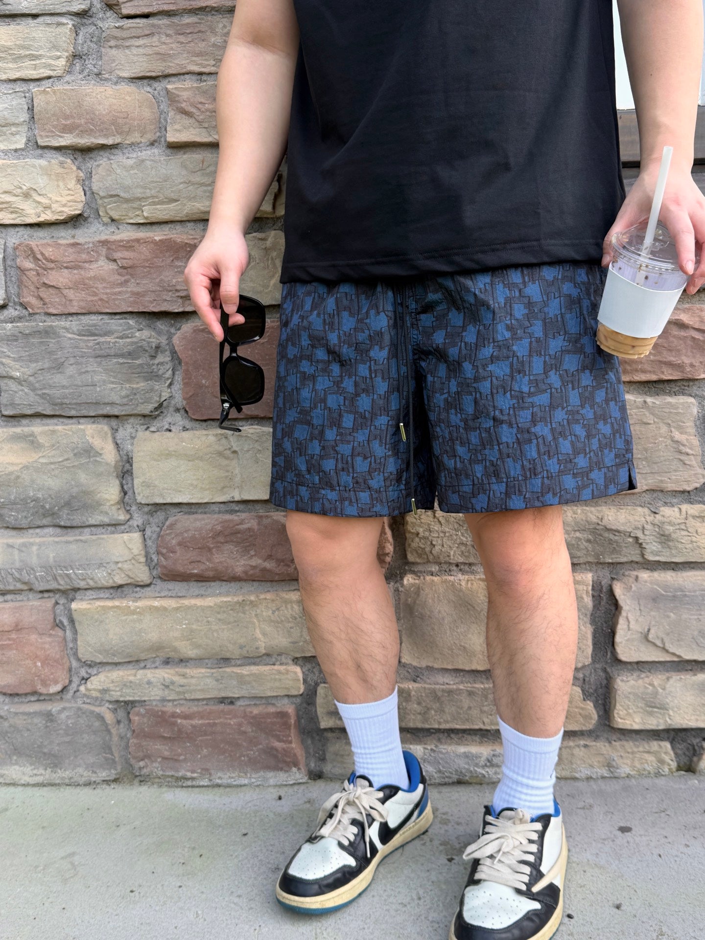2026 New Arrival H All-Over Print Shorts (AA577-A55)