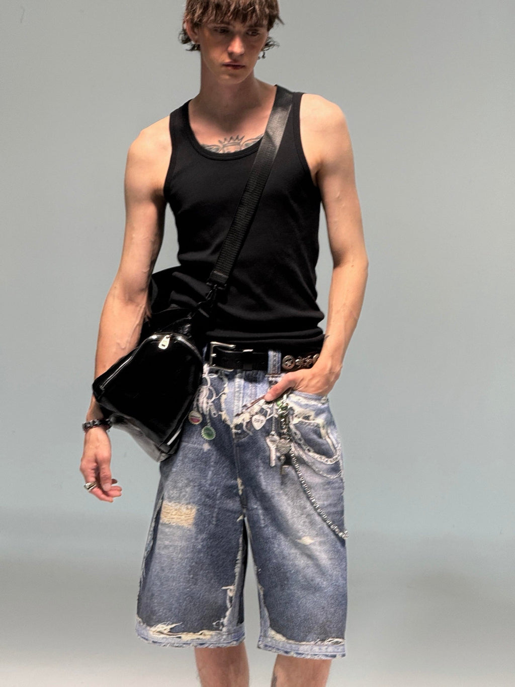 2026 New Acn Optical Illusion Print, Dyed and Distressed Denim Shorts (CC967-B45)