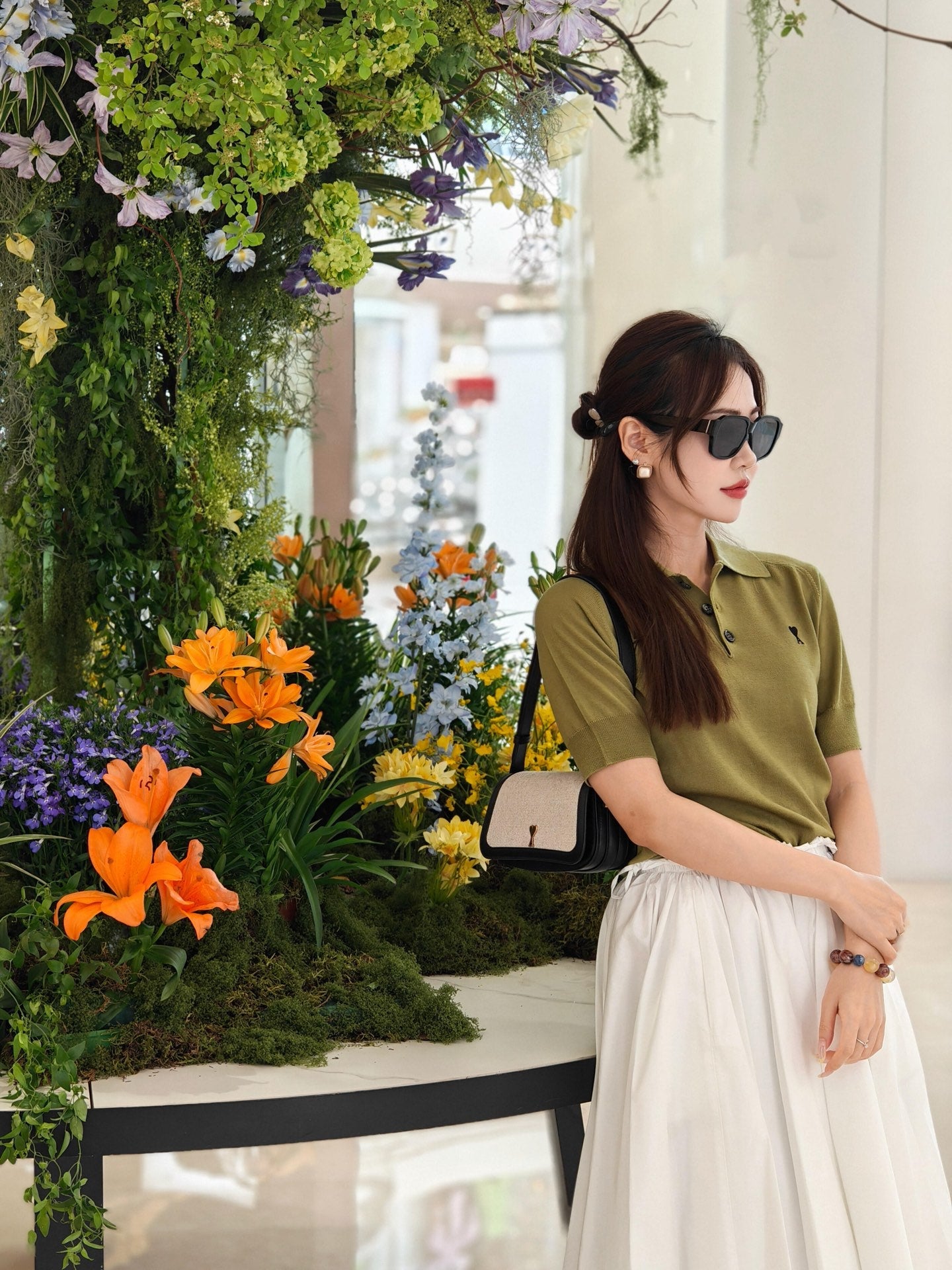 2026 Women's Heart A Embroidered Polo Neck Knit Top (DD112)