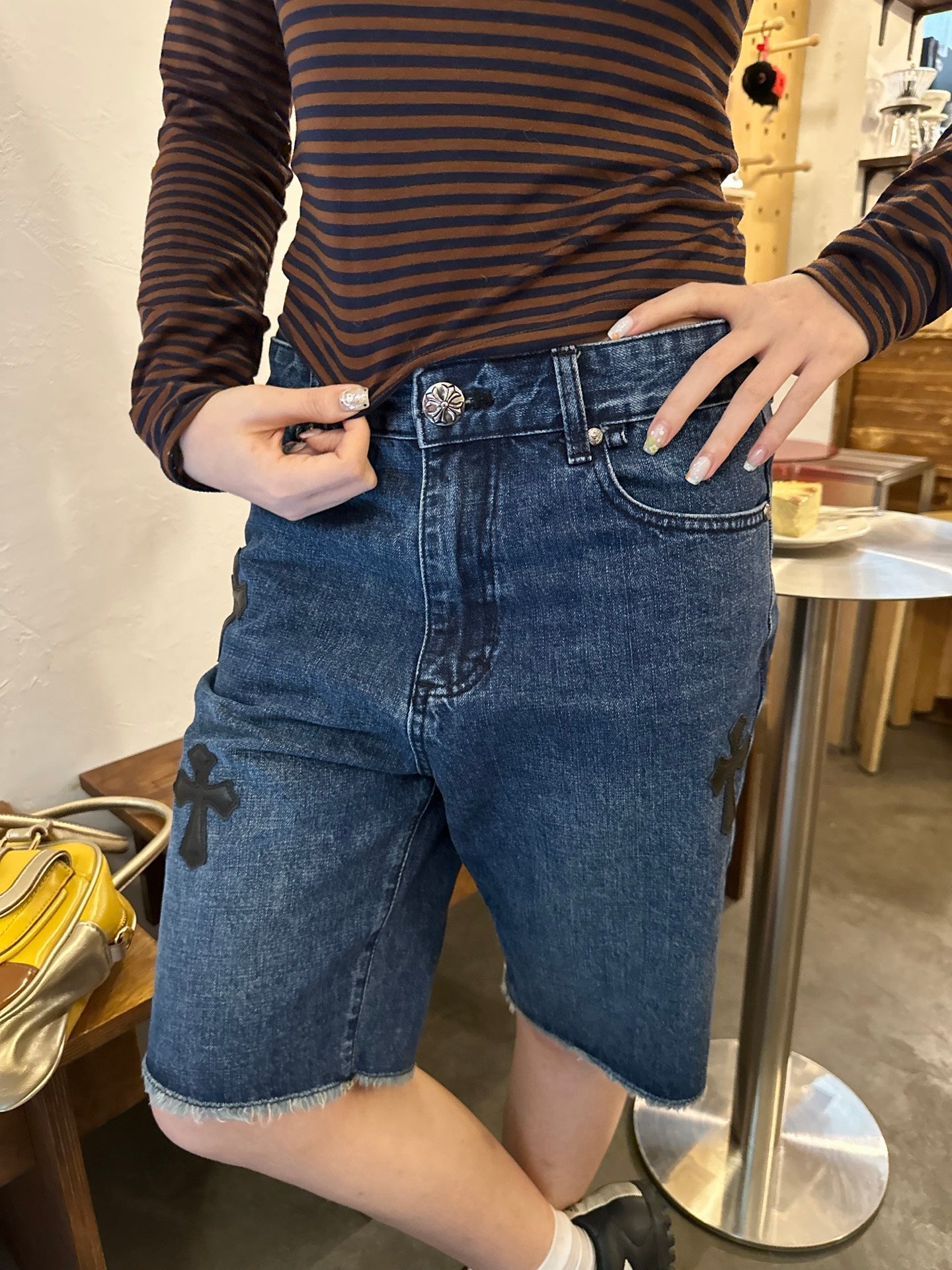 2026 Women's CH Cross Logo Denim Shorts (EE407)