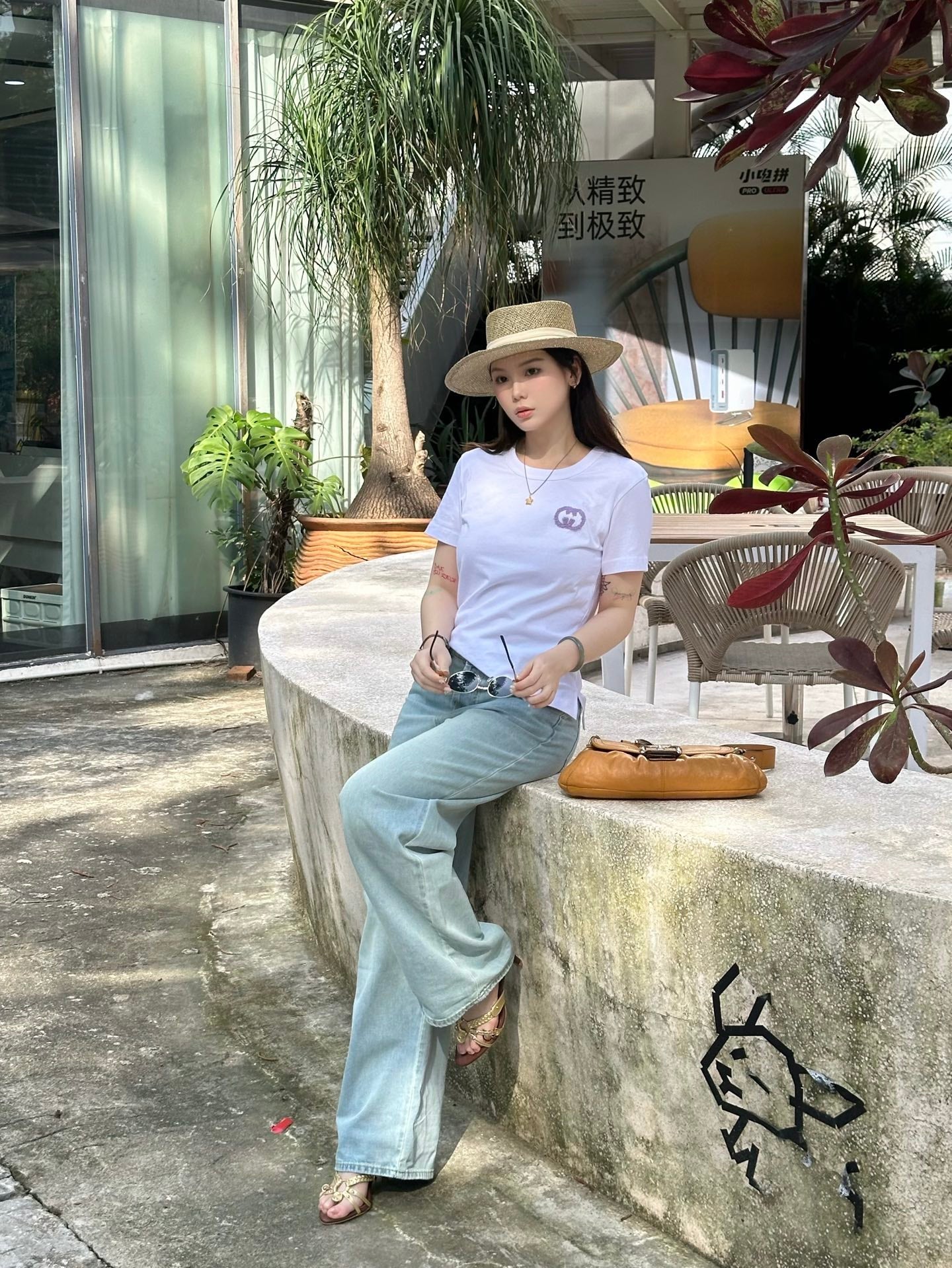 2026 Women's MM Embroidered Logo Jeans  (EE410)