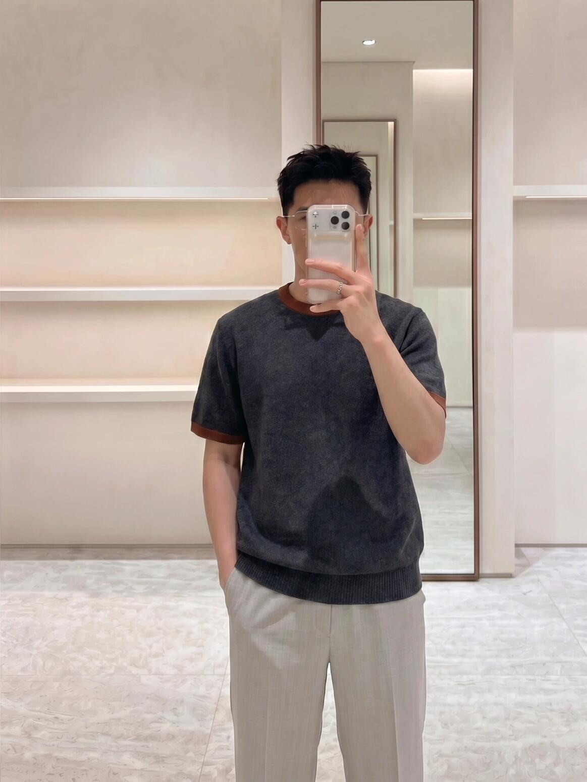 2026 New Triangle Brand Short-Sleeved Sweater with Triangle Logo (AA569-A50)