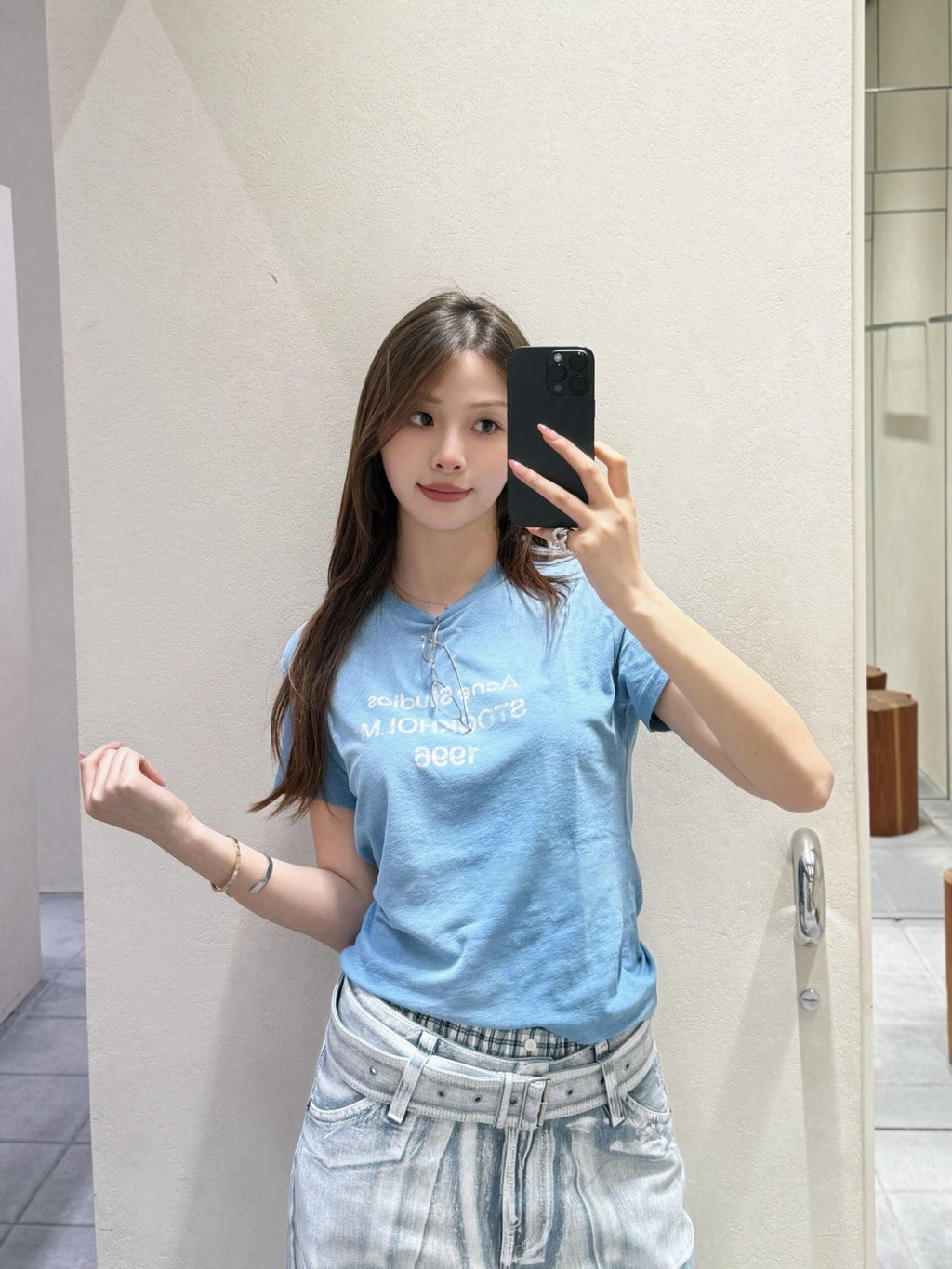 2026 Women's Acn Short-Sleeved T-Shirt with Screen-Printed Distressed Logo (FF731)