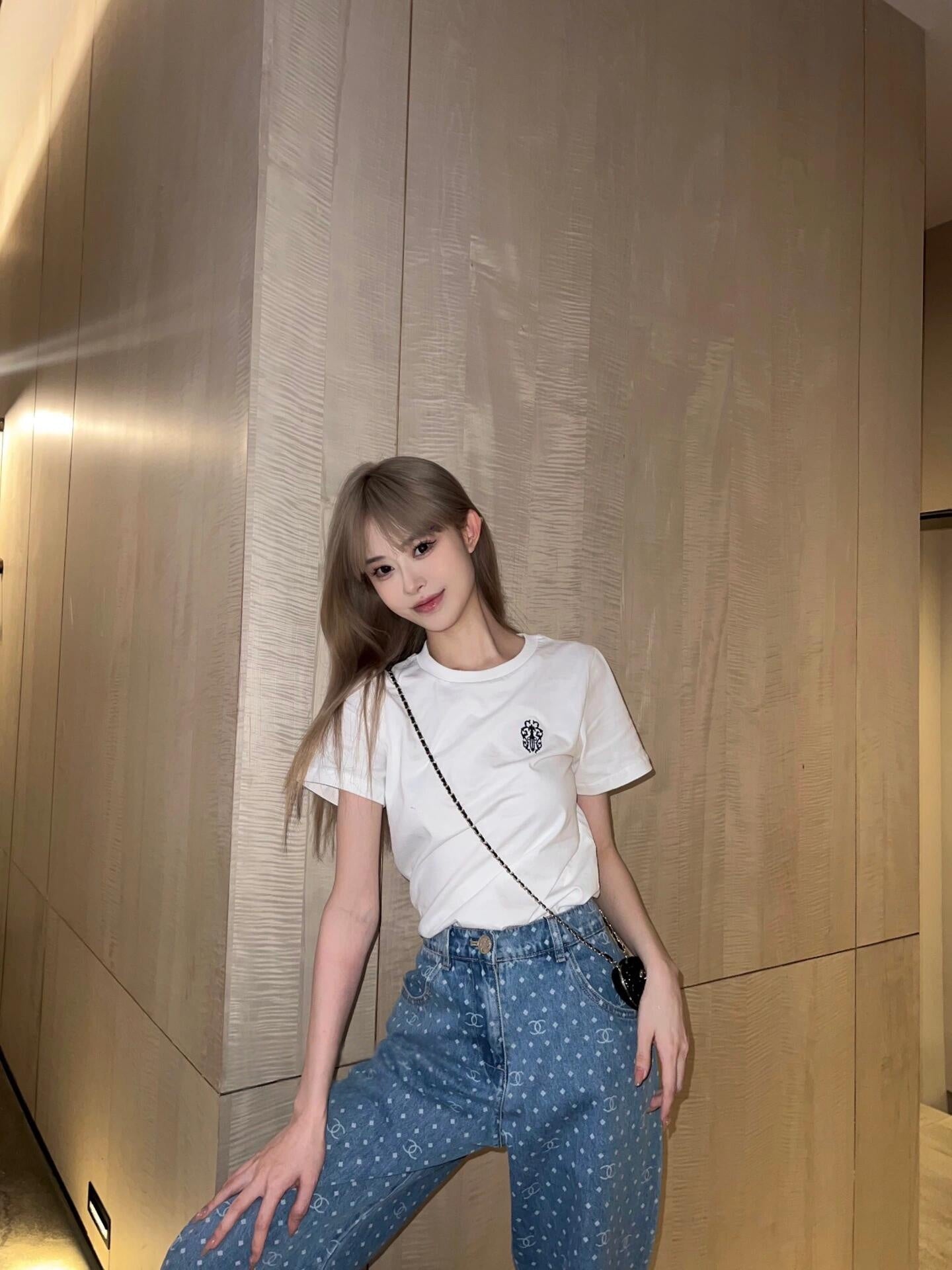 2026 Women's CH Cross Motif Short-Sleeved T-Shirt (DD122)