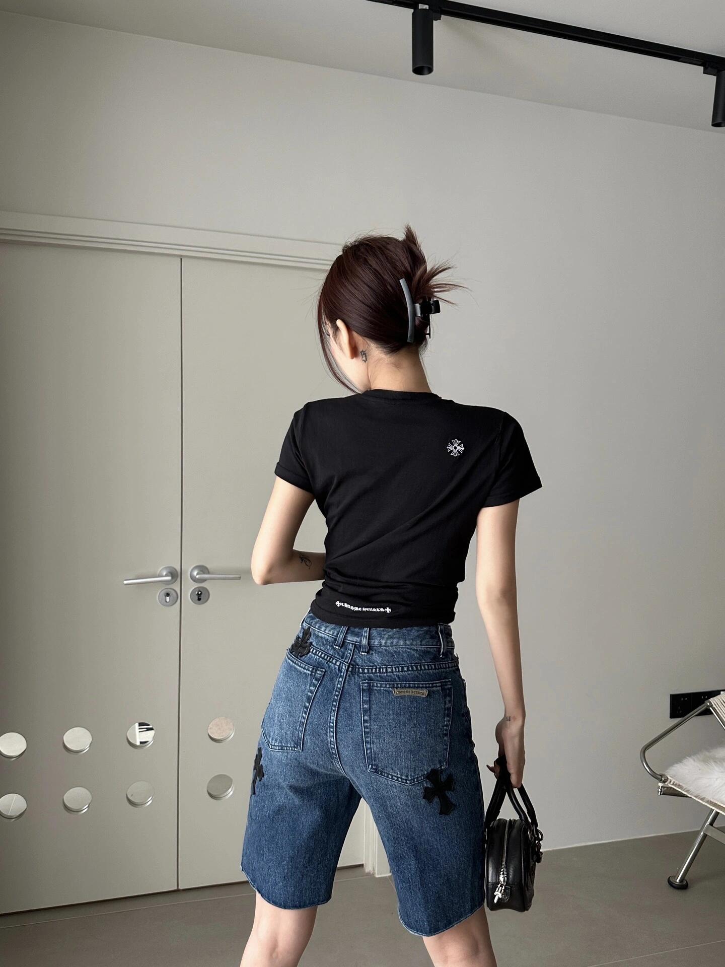 2026 Women's CH Cross Motif Short-Sleeved T-Shirt (DD122)