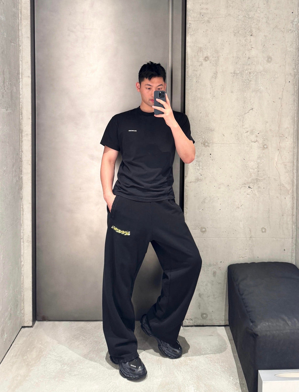 2026 New Balen Tape Graffiti Trousers (CC973-B25)