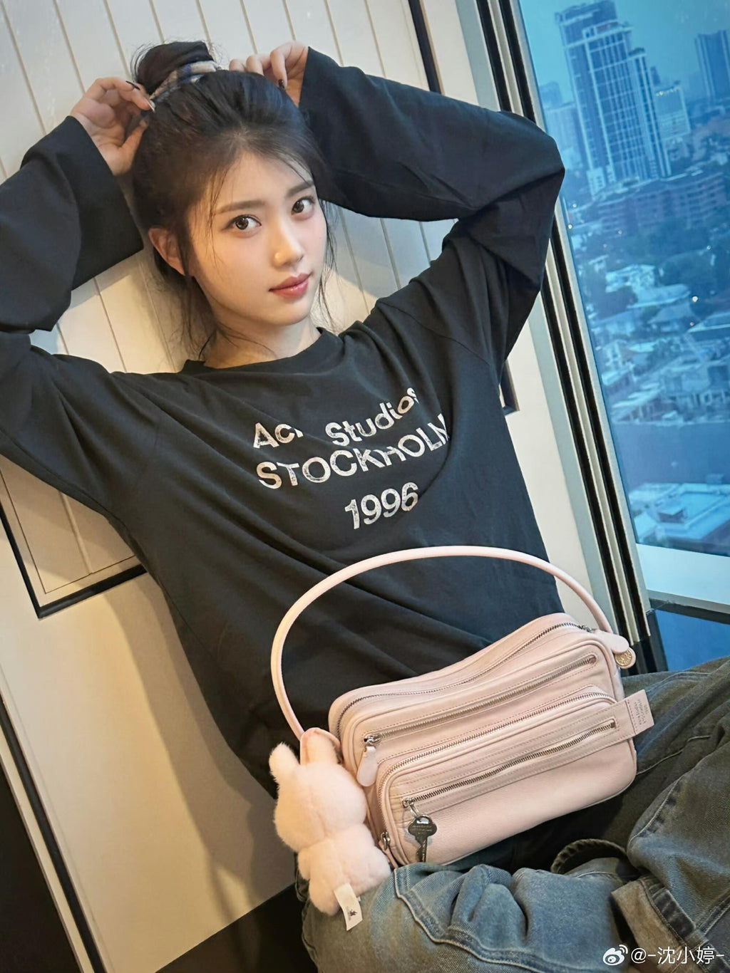 2026 Women's MM Embroidered Vintage Logo Long Sleeve (FF750)