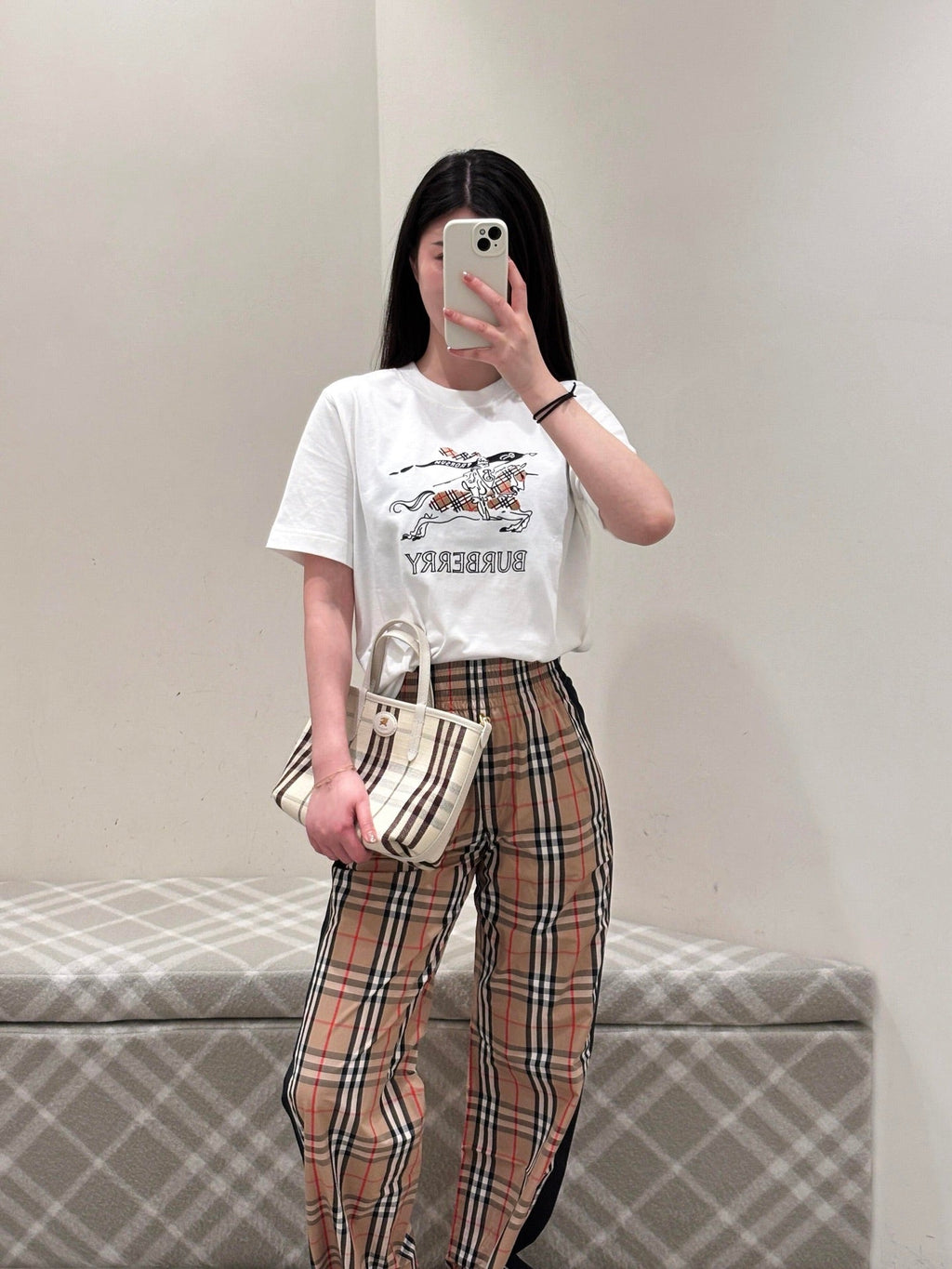 2026  Women's BBR Sketch Knight Logo Short-Sleeved T-Shirt (DD117)