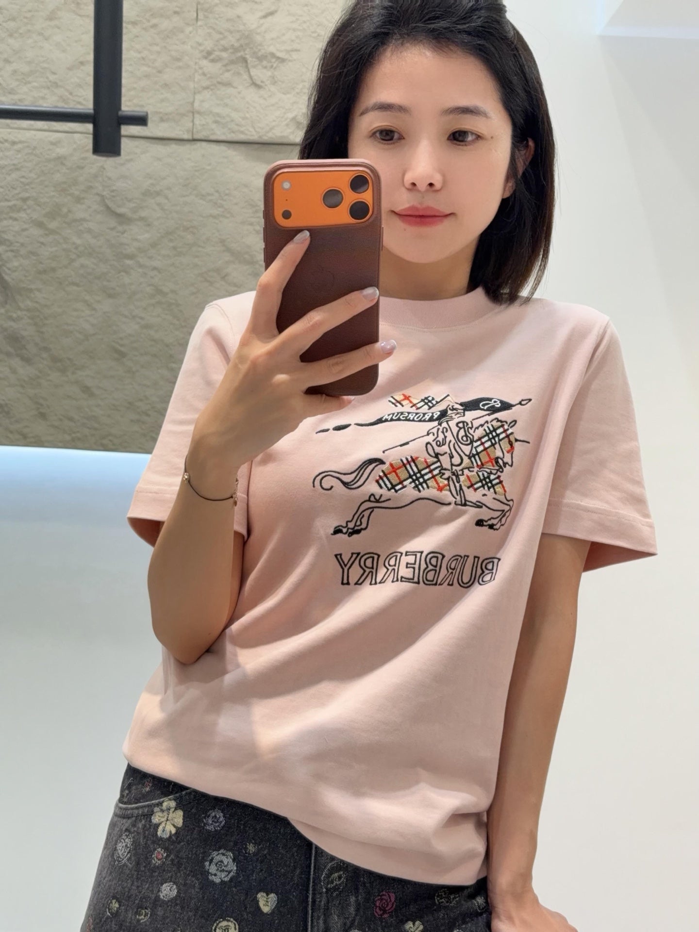 2026  Women's BBR Sketch Knight Logo Short-Sleeved T-Shirt (DD117)