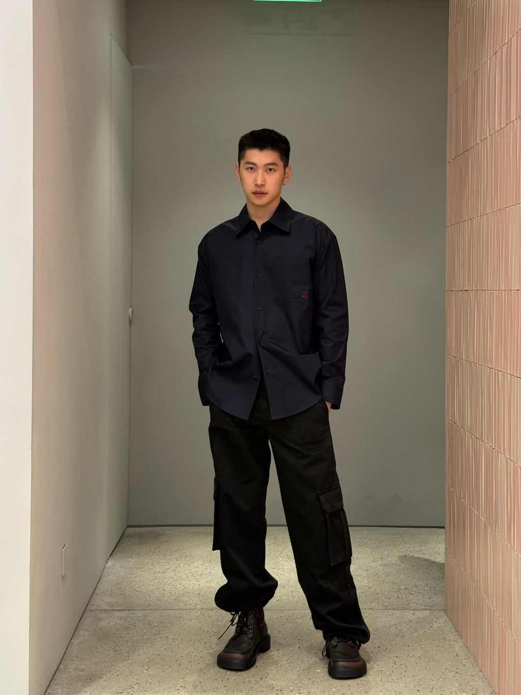 2026 New Way Two-Tone Embroidered Patch Pocket Shirt (CC944-B30)