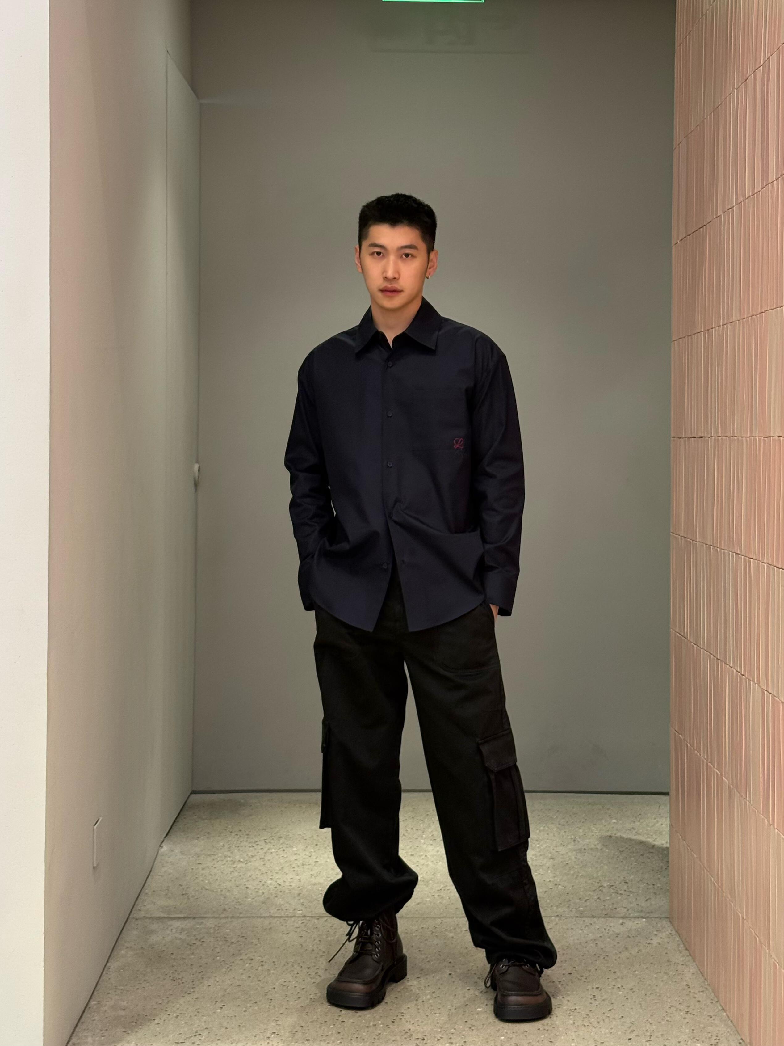 2026 New Way Two-Tone Embroidered Patch Pocket Shirt (CC944-B30)