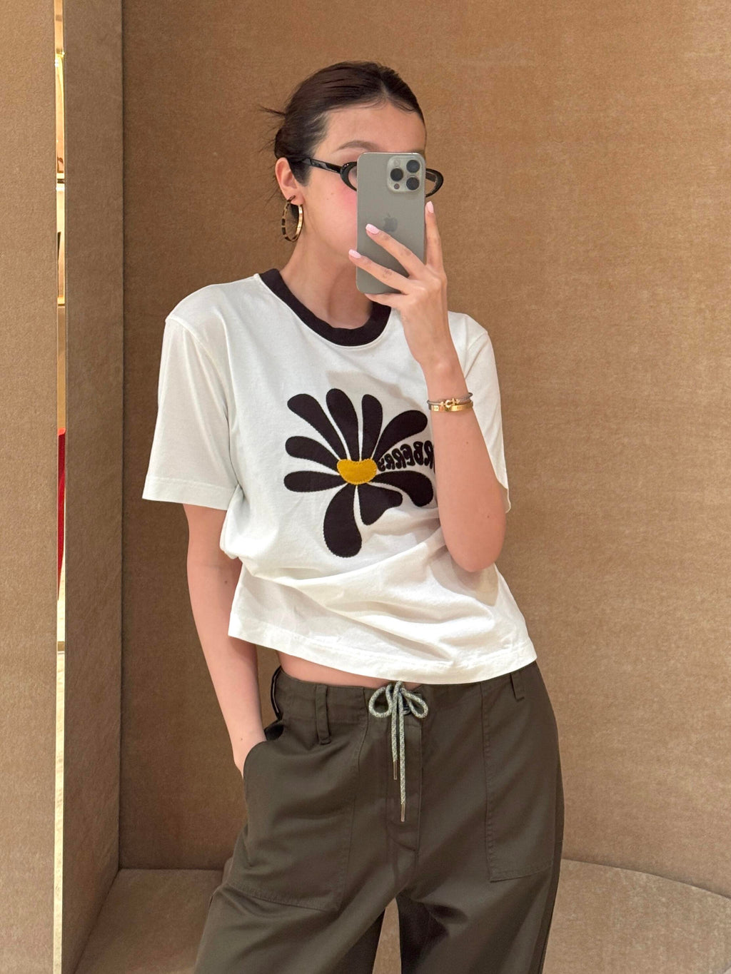 2026 Women's BBR Daisy Embroidered Short-Sleeved Top (DD120)