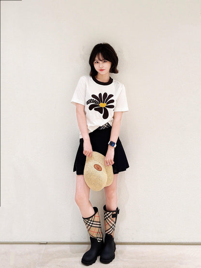 2026 Women's BBR Daisy Embroidered Short-Sleeved Top (DD120)
