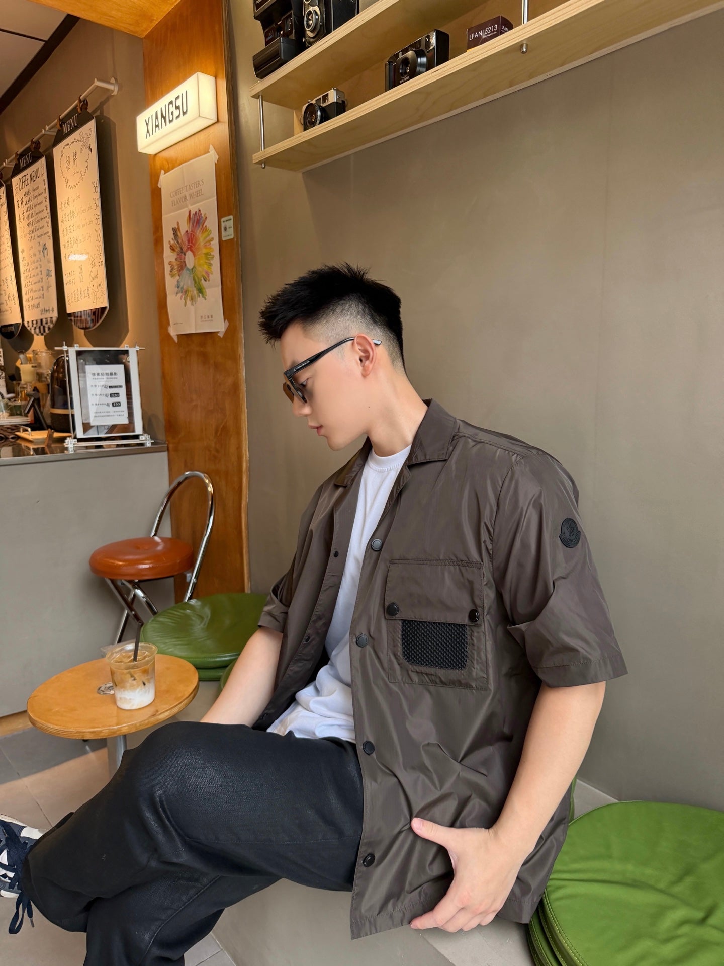 2026 New Mon Logo Patch Pocket Short-Sleeved Shirt (AA613-A85)