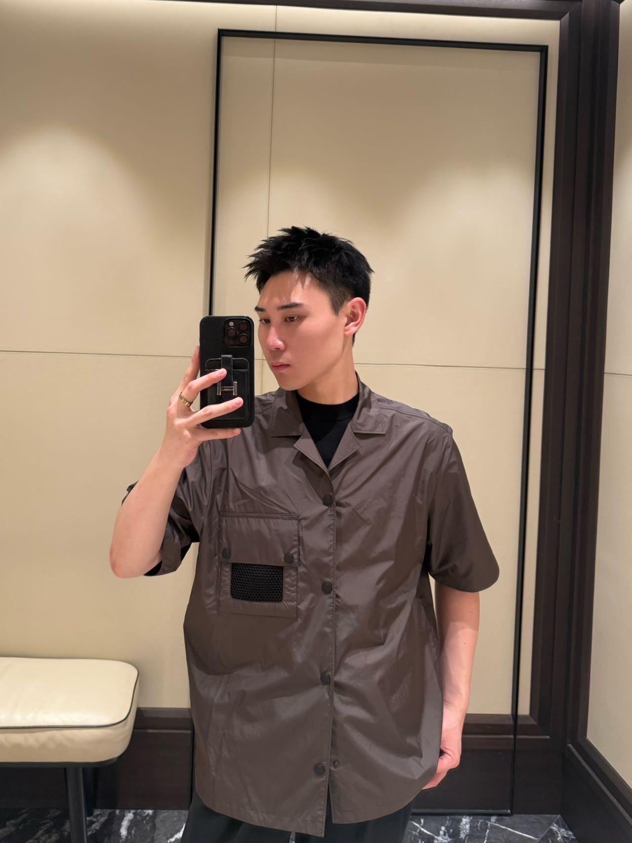 2026 New Mon Logo Patch Pocket Short-Sleeved Shirt (AA613-A85)