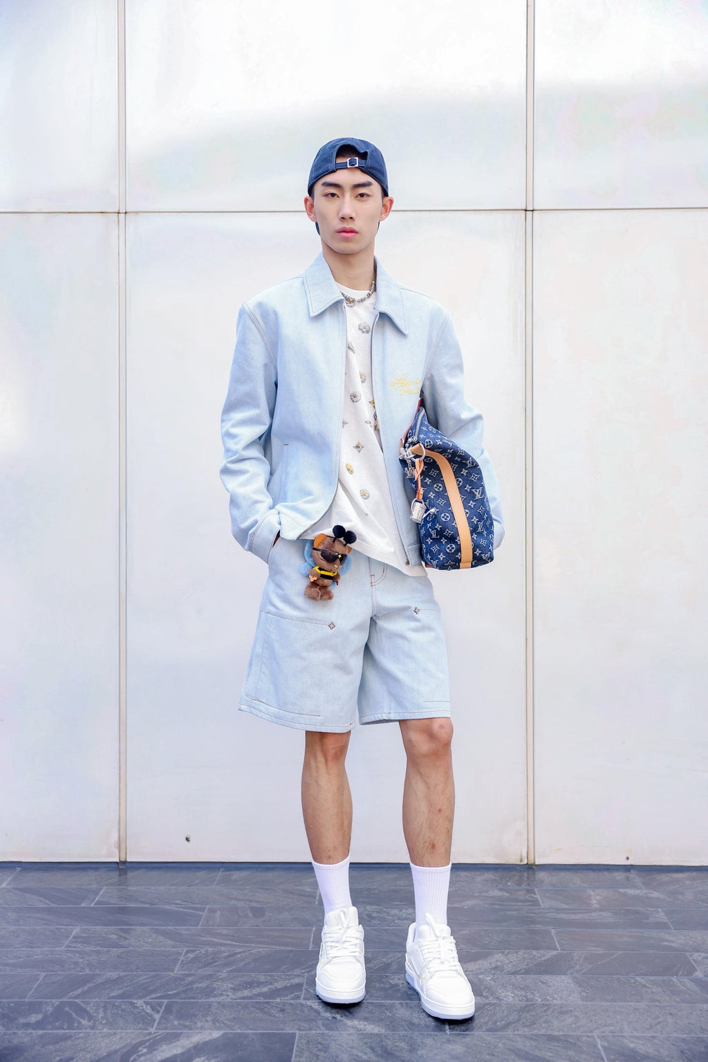 2026 New Arrival: LY Embroidered Denim Shorts (BB839-A80)