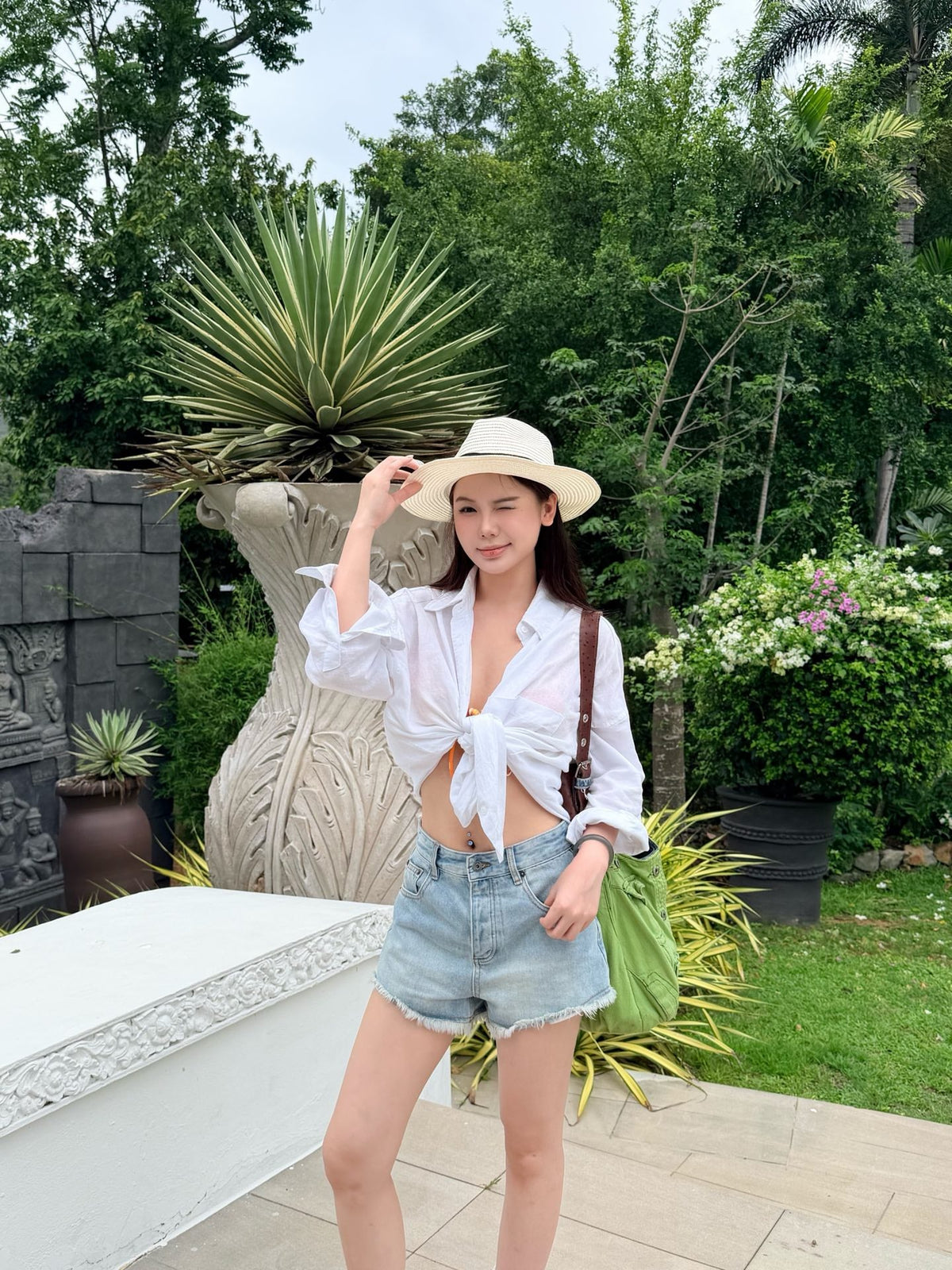 2026 Women's Way Embroidered Leather Denim Shorts (EE422)
