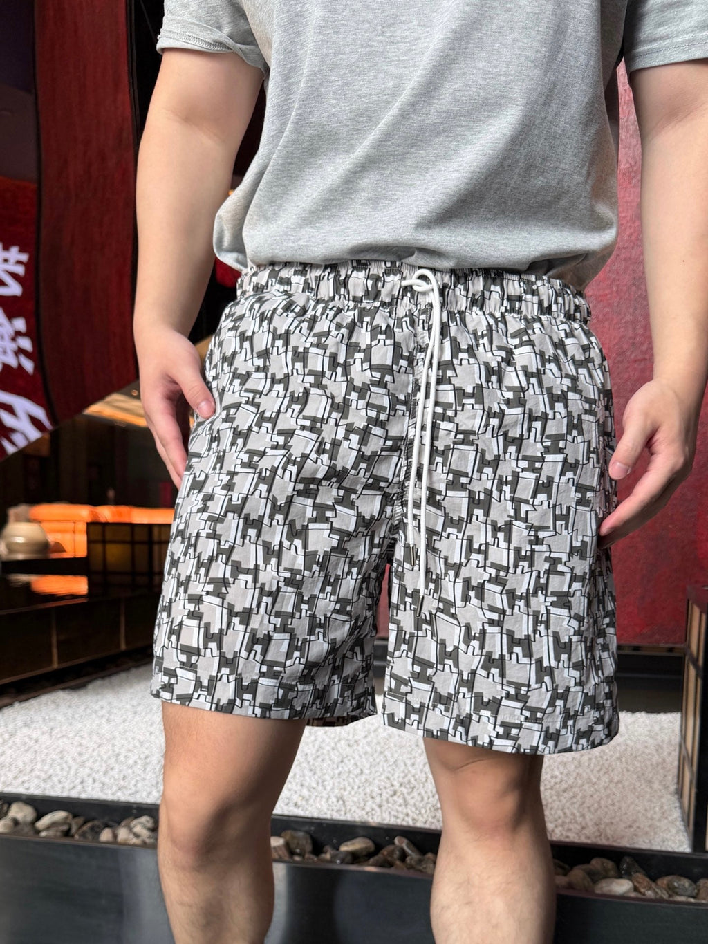 2026 New Arrival H All-Over Print Shorts (AA577-A55)