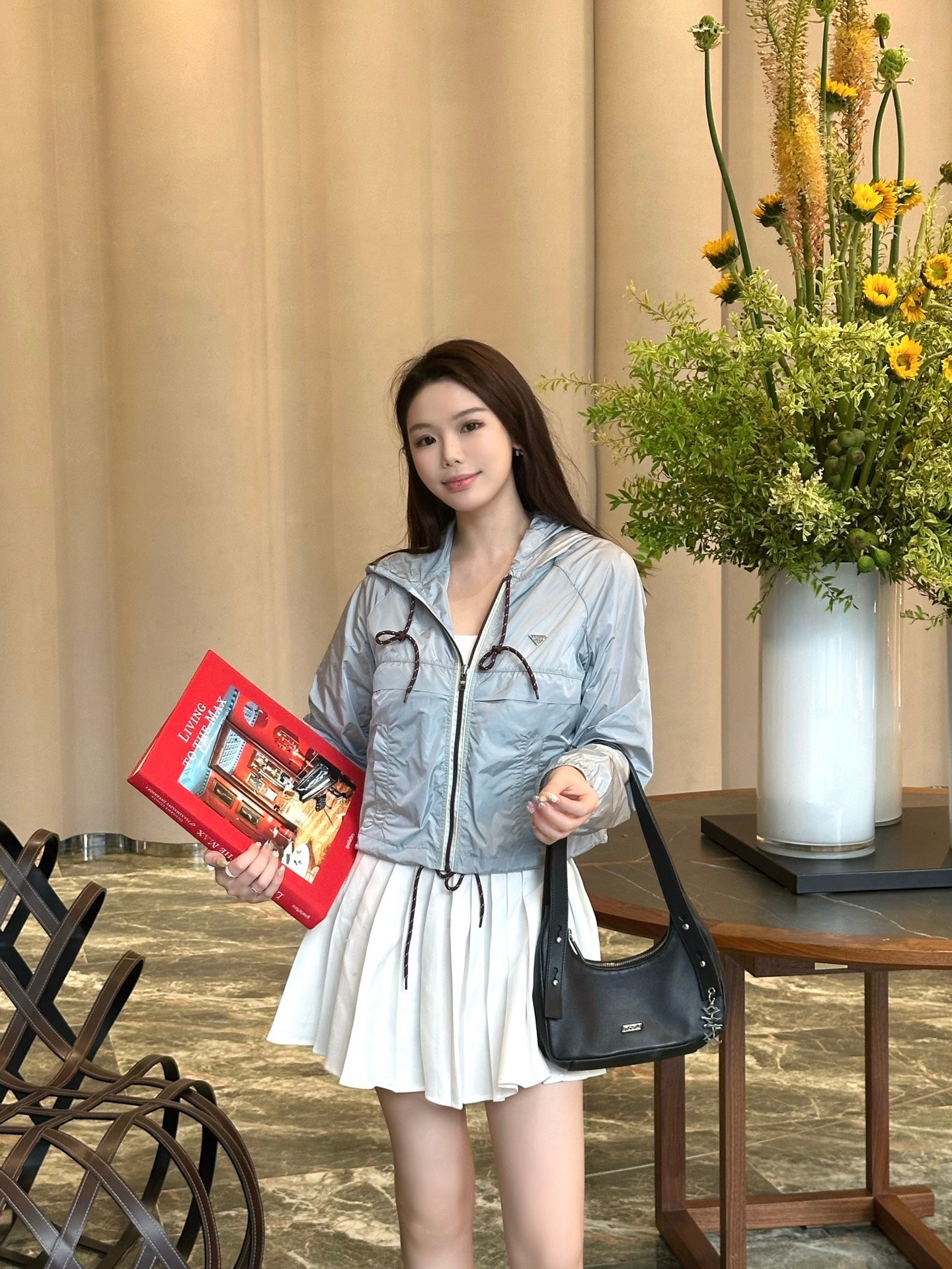 2026 Women's Triangle Brand Hooded Jacket (DD138)