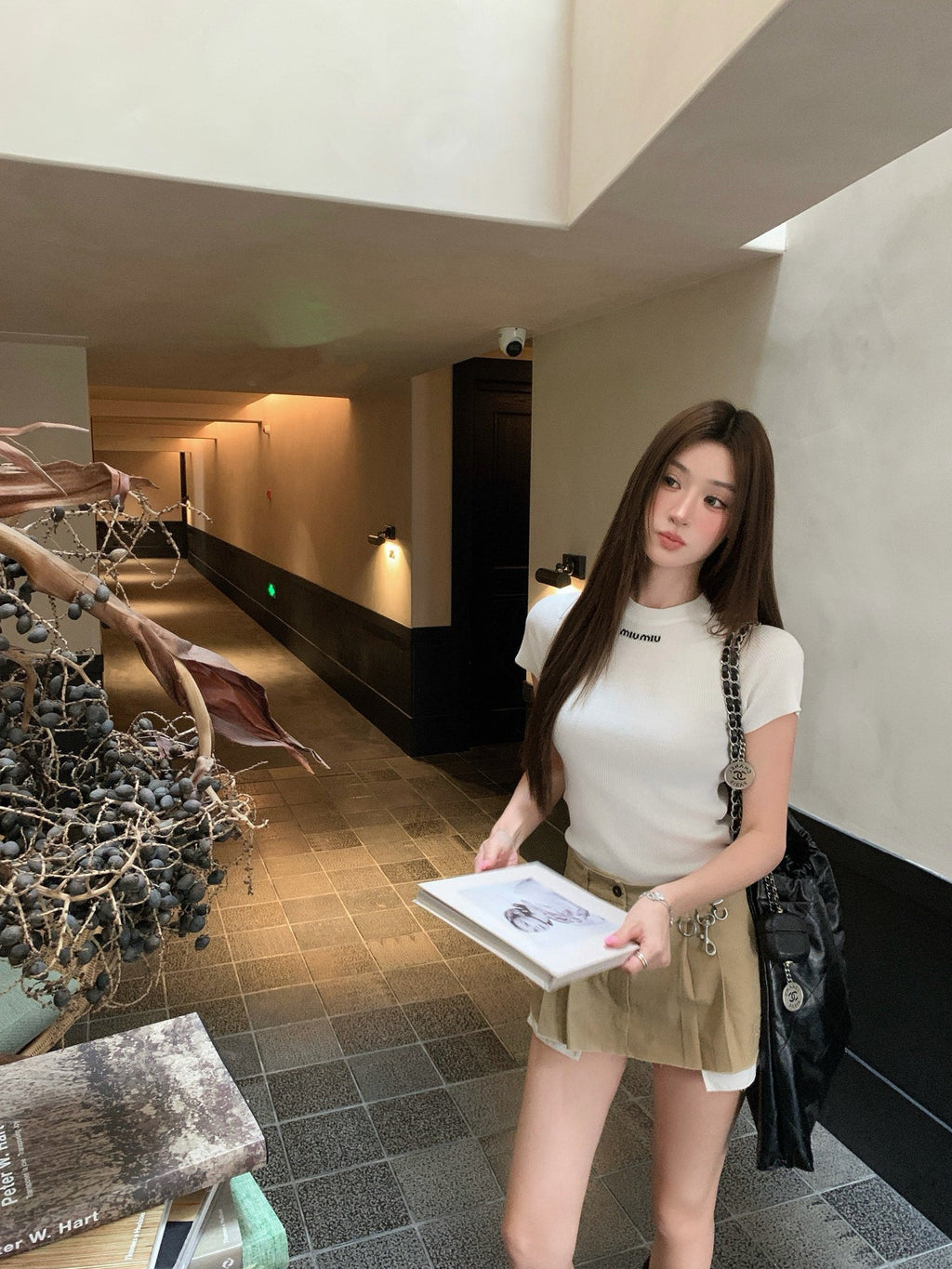 2026 Women's MM Logo Short-Sleeved Sweater (FF788)