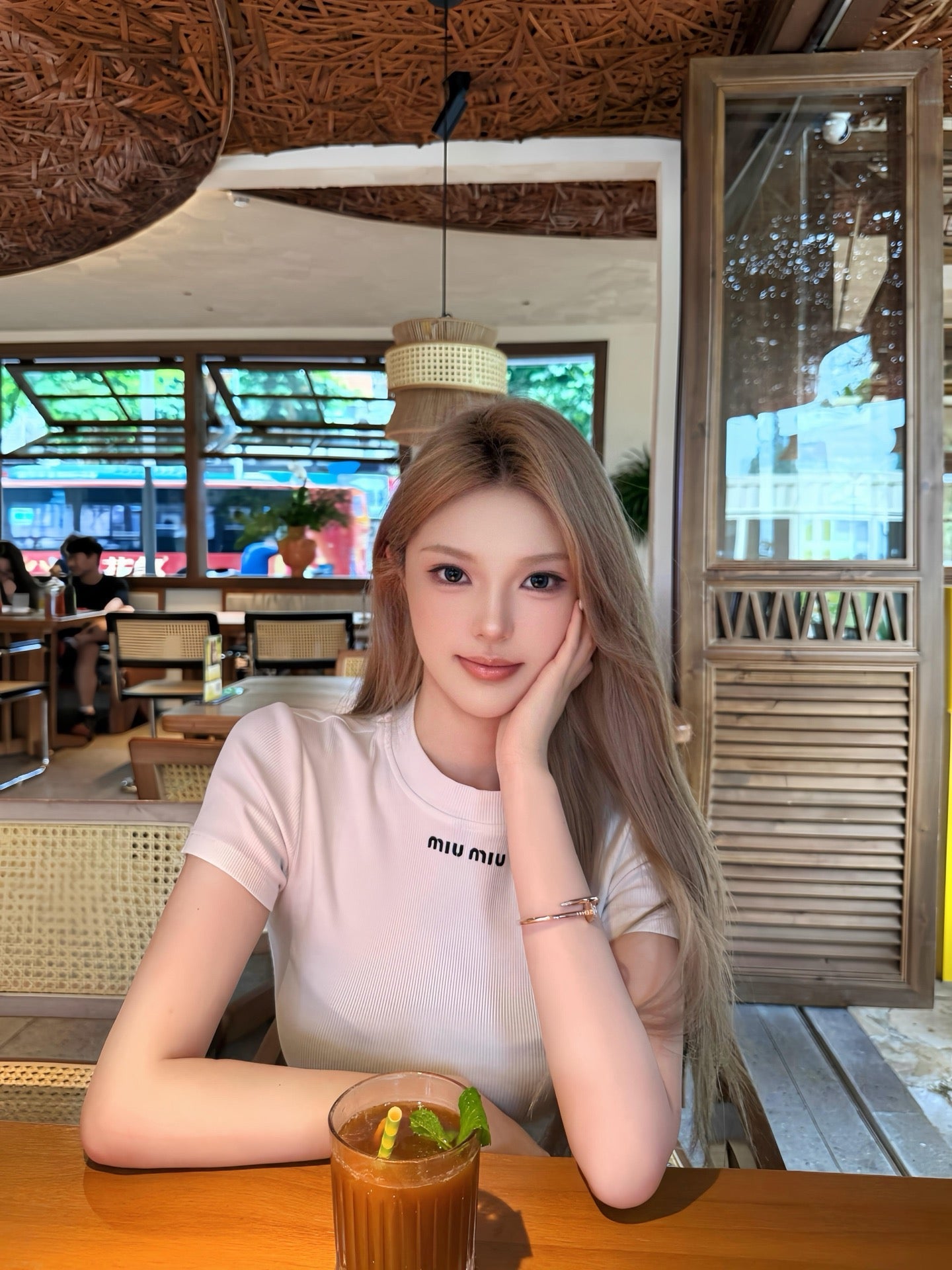 2026 Women's MM Logo Short-Sleeved Sweater (FF788)