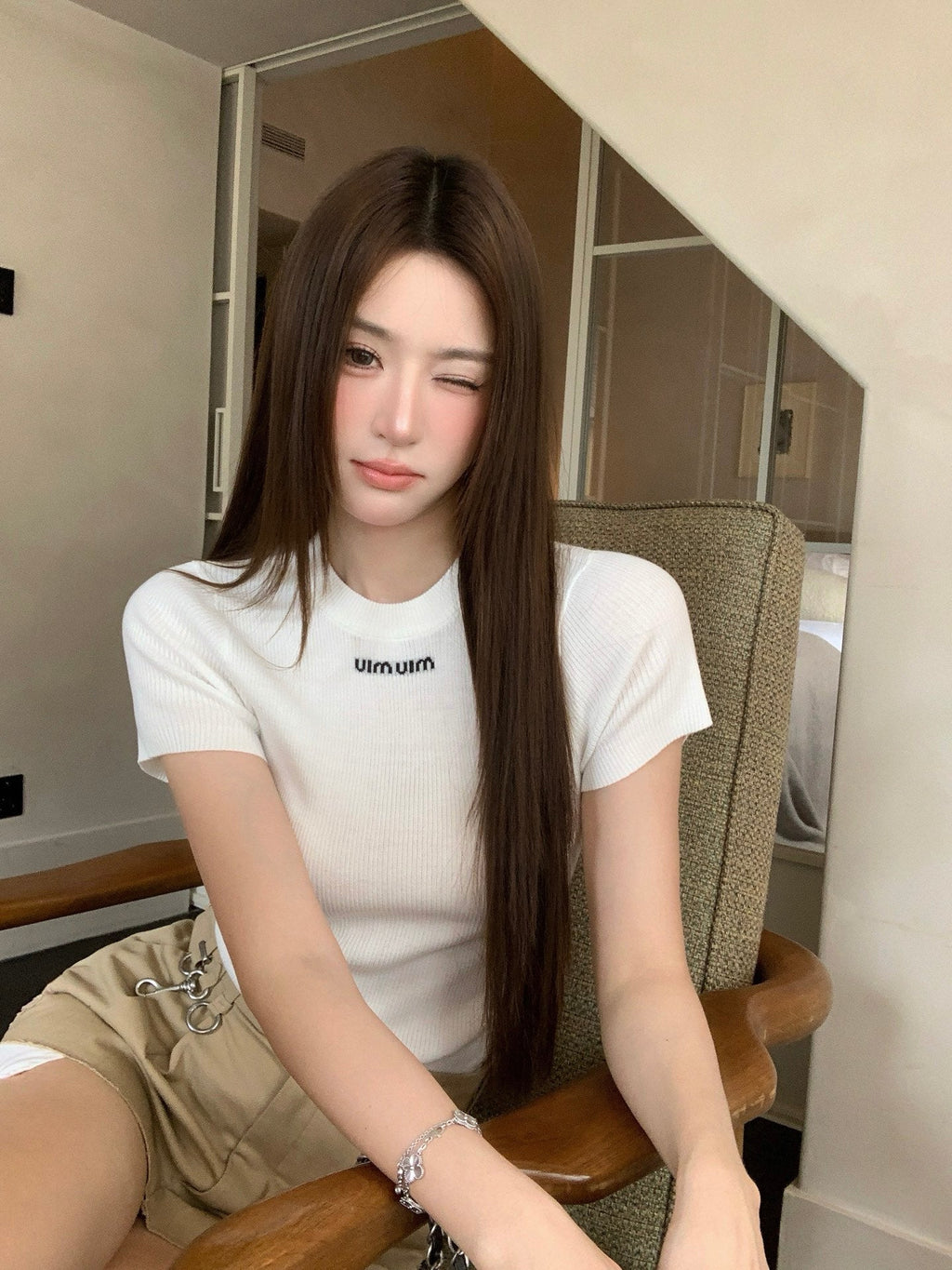 2026 Women's MM Logo Short-Sleeved Sweater (FF788)